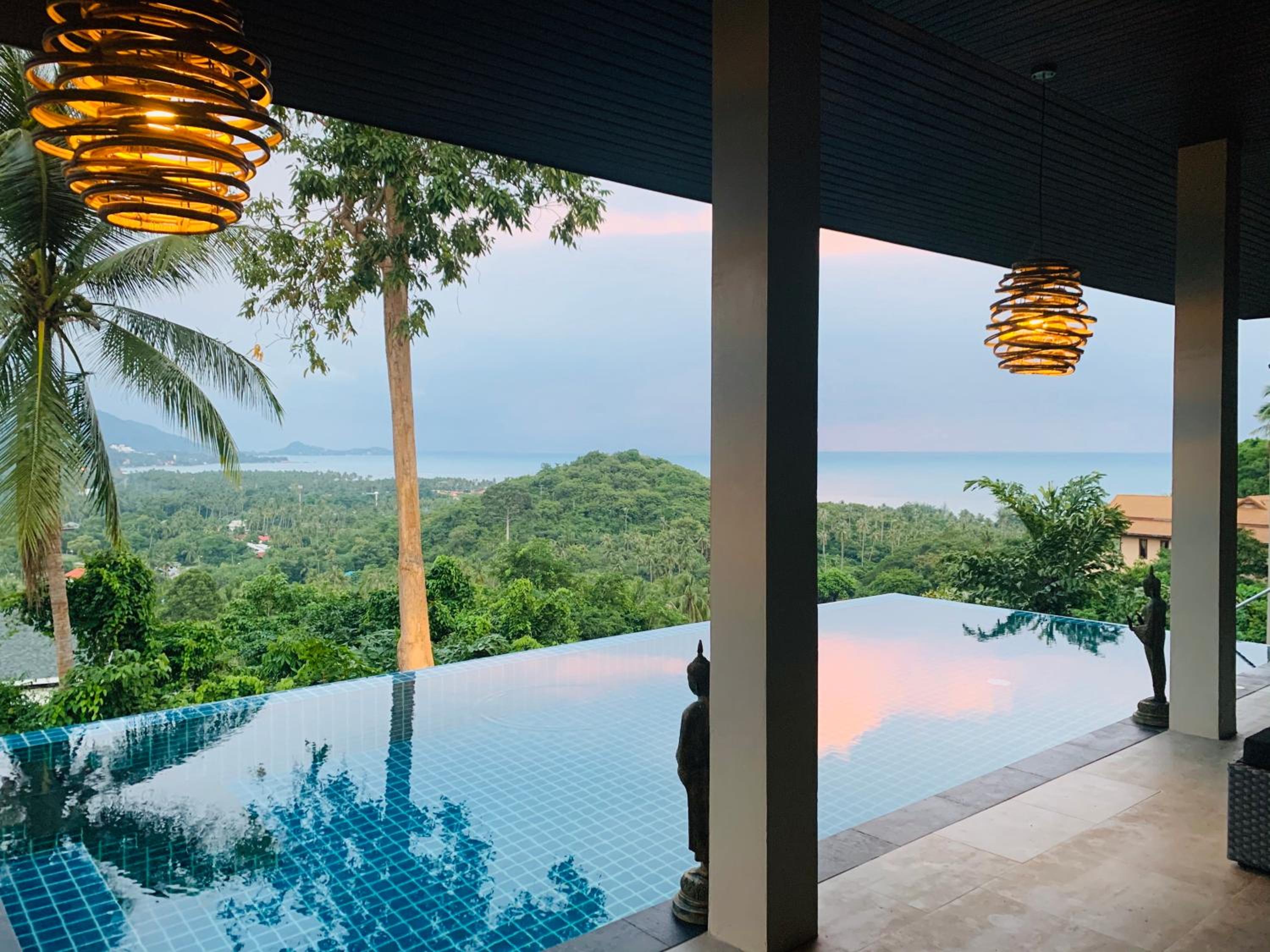 Villa with Sea View photo 3