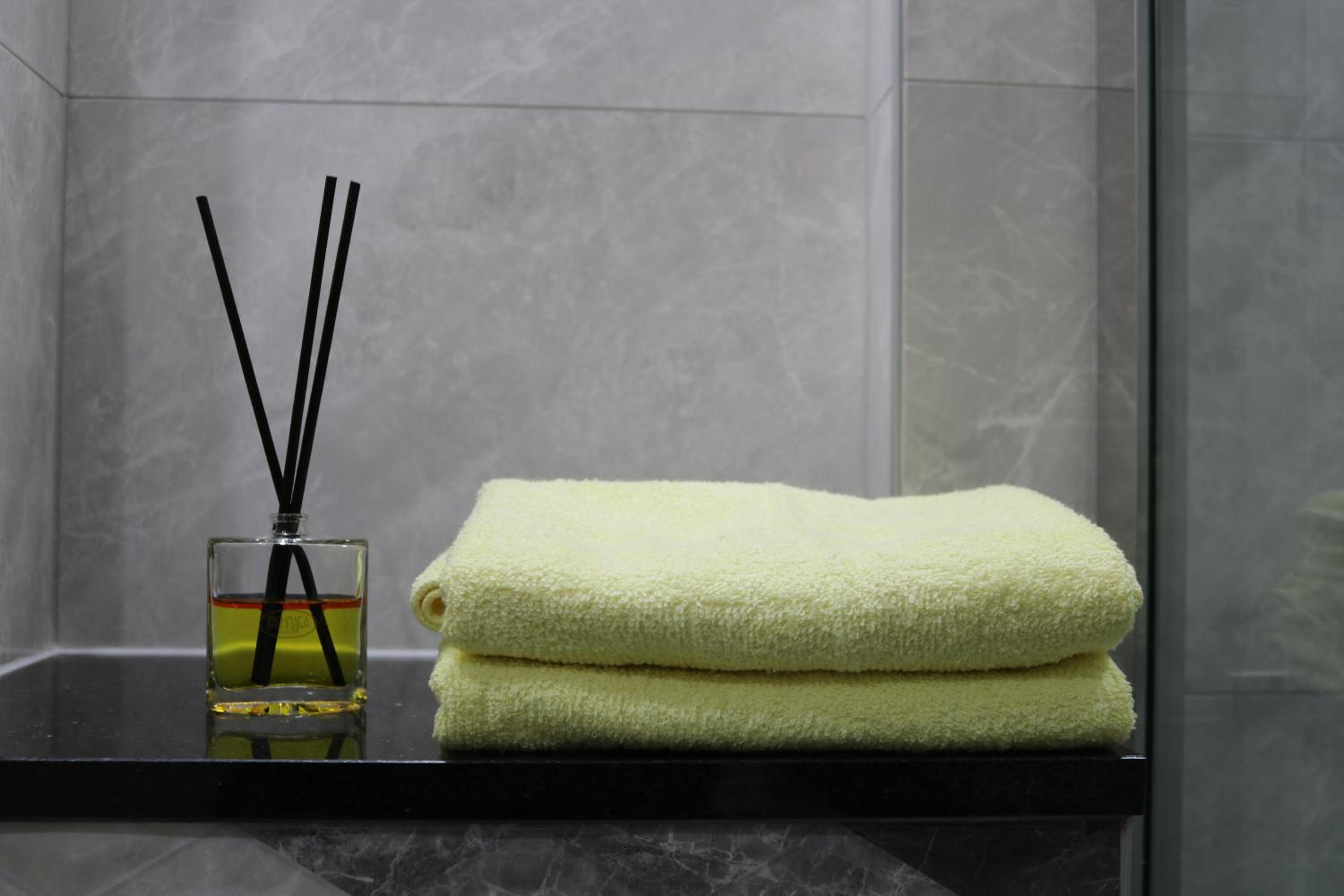 One-Bedroom Apartment - Photo 4