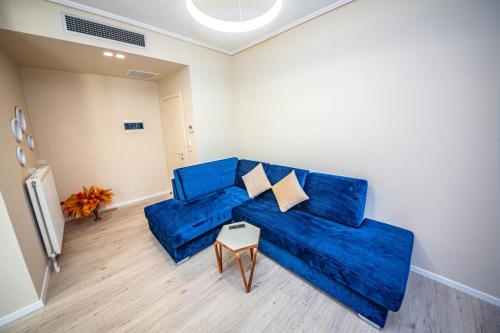 One-Bedroom Apartment with Sea View