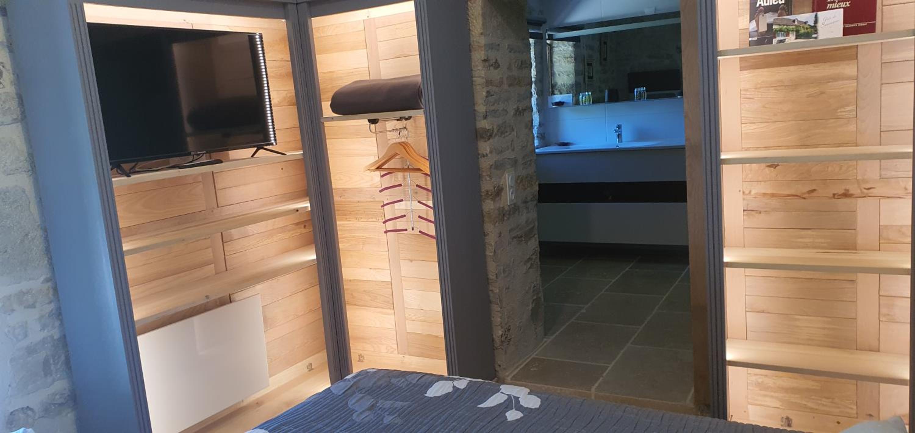 Double Room with Private Bathroom photo 2