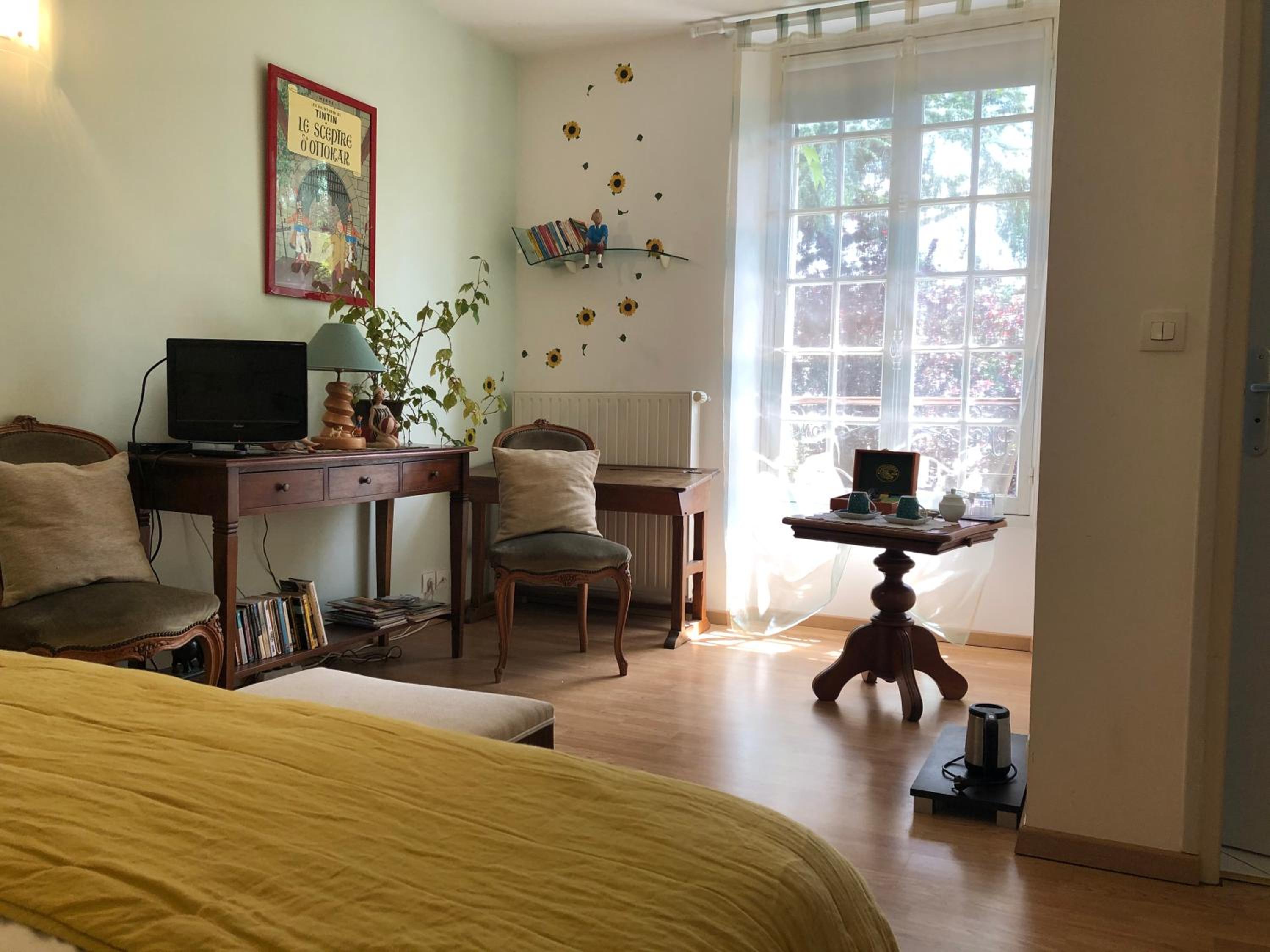 Standard Twin Room photo 2