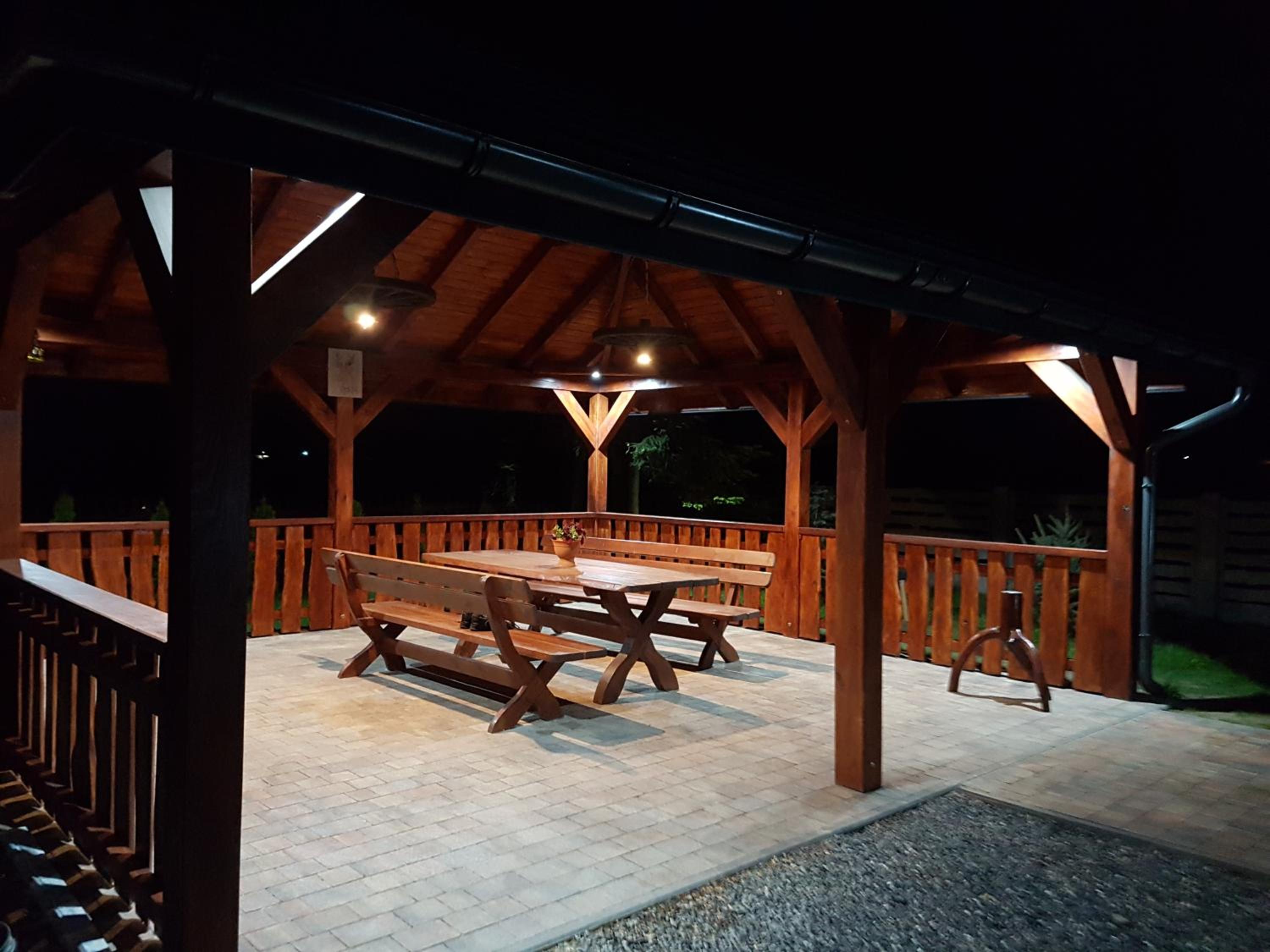 Family Suite with Balcony - Photo 9