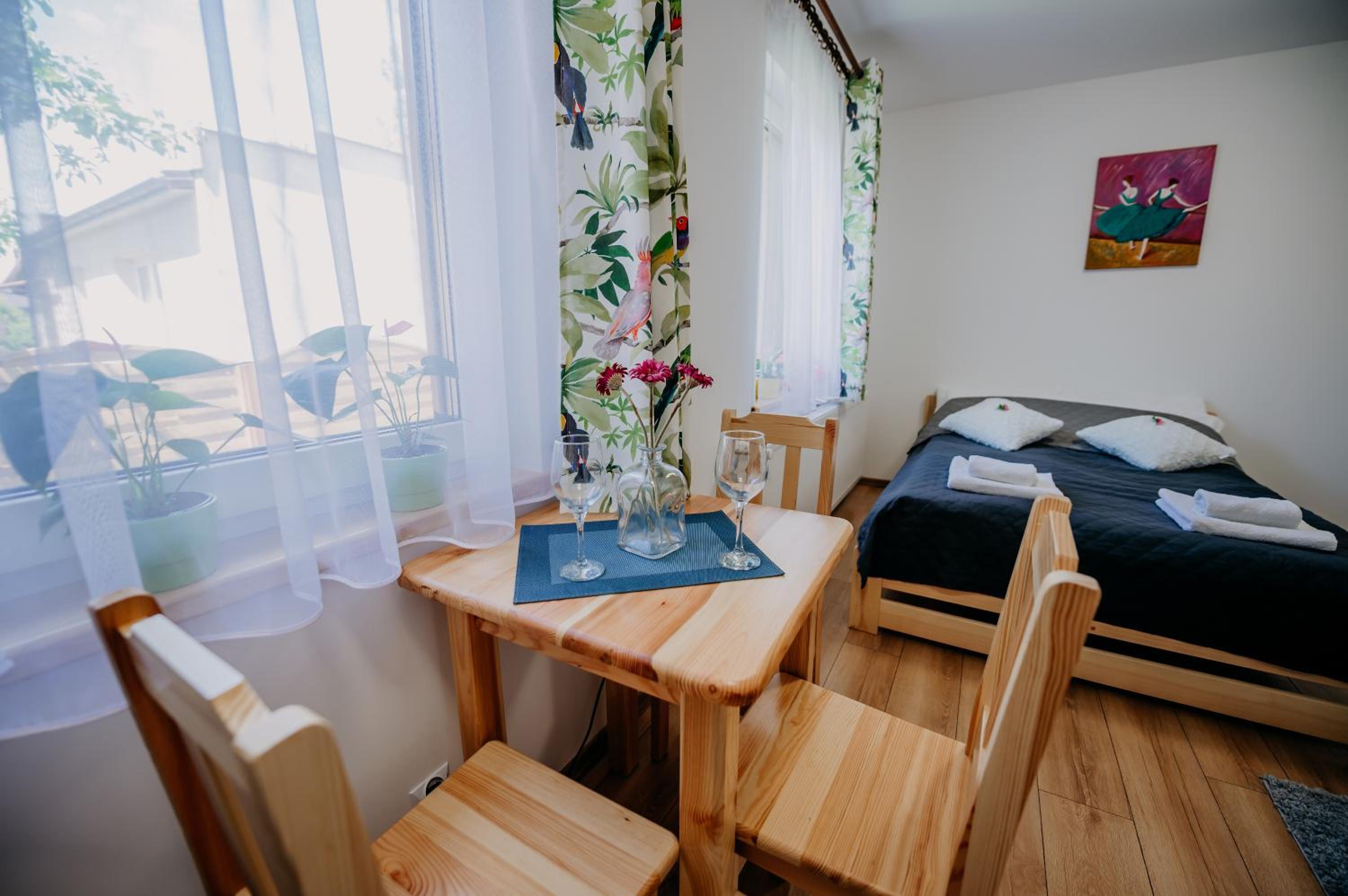 Quadruple Room with Private Bathroom photo 2