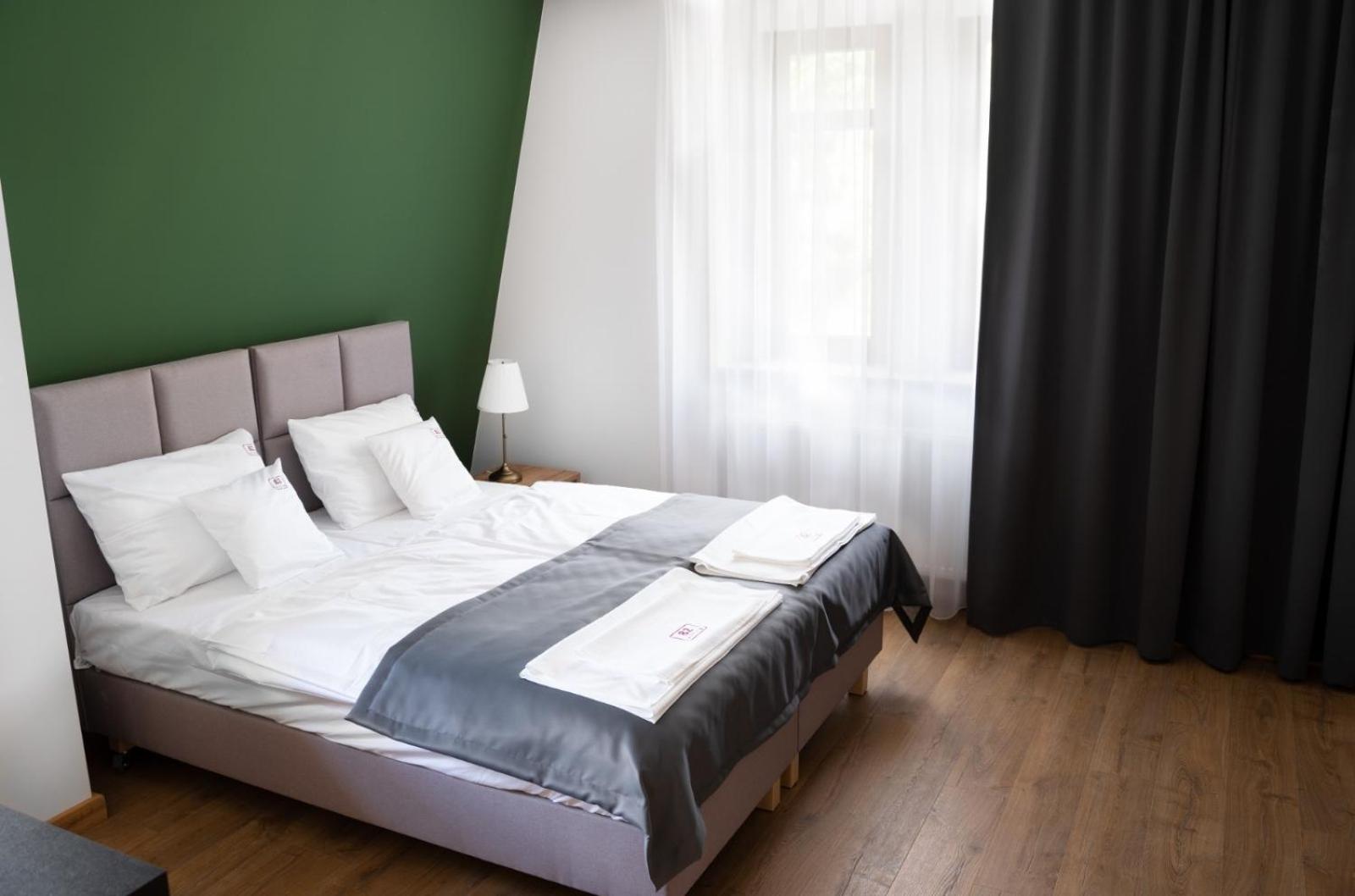 Studio Apartment photo 2