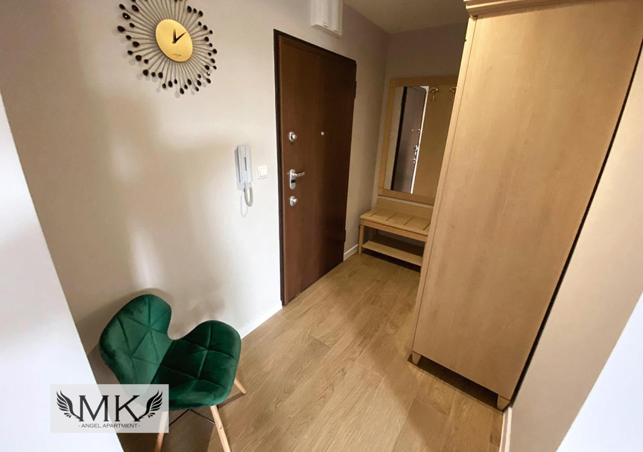 One-Bedroom Apartment - Photo 4