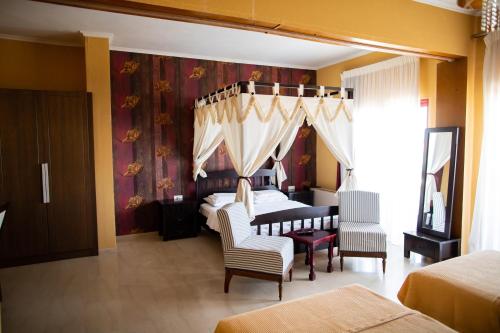 Suite - Photo 4