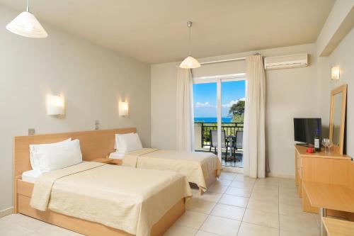 Twin Room with Sea View photo 1