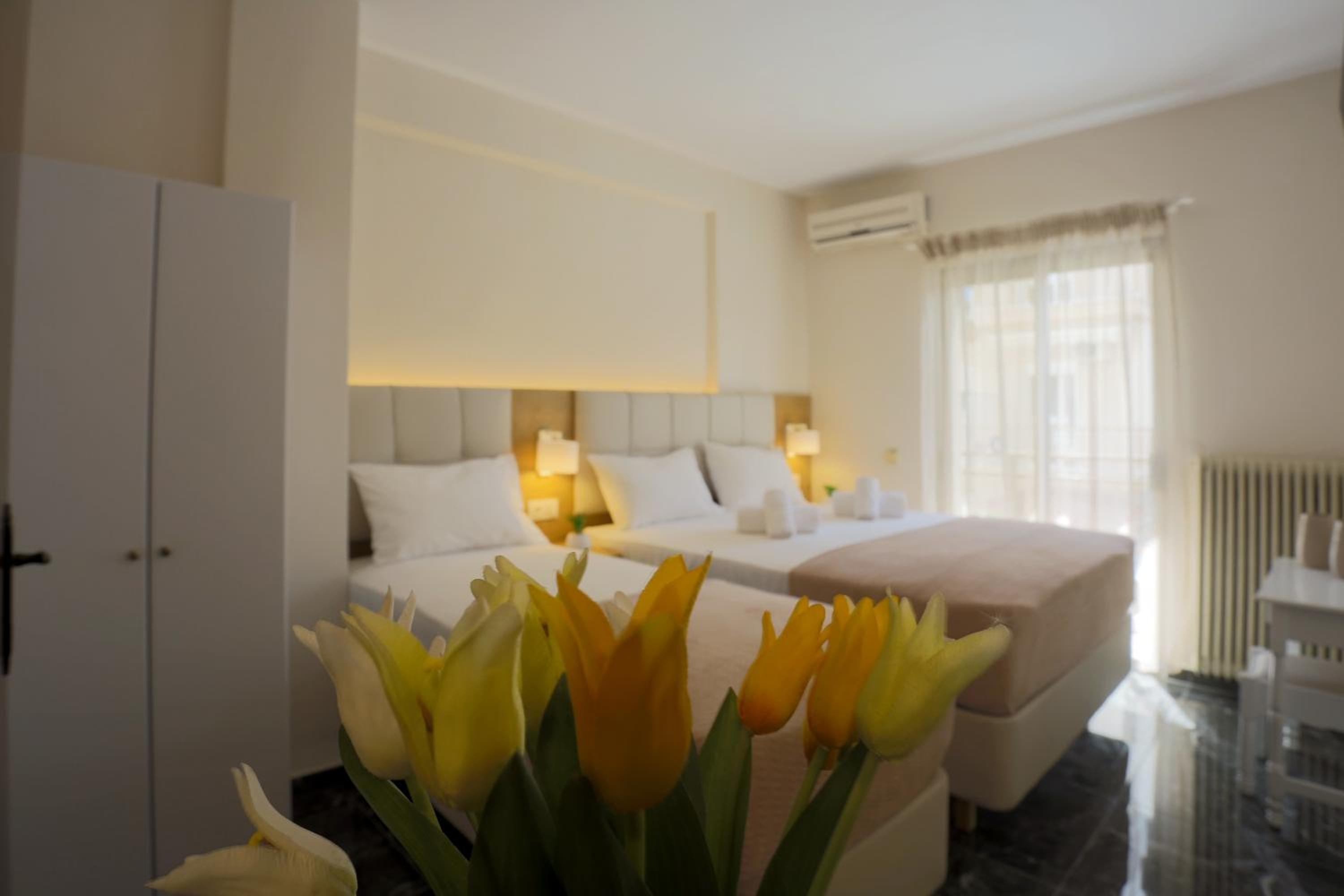 Triple Room with Terrace