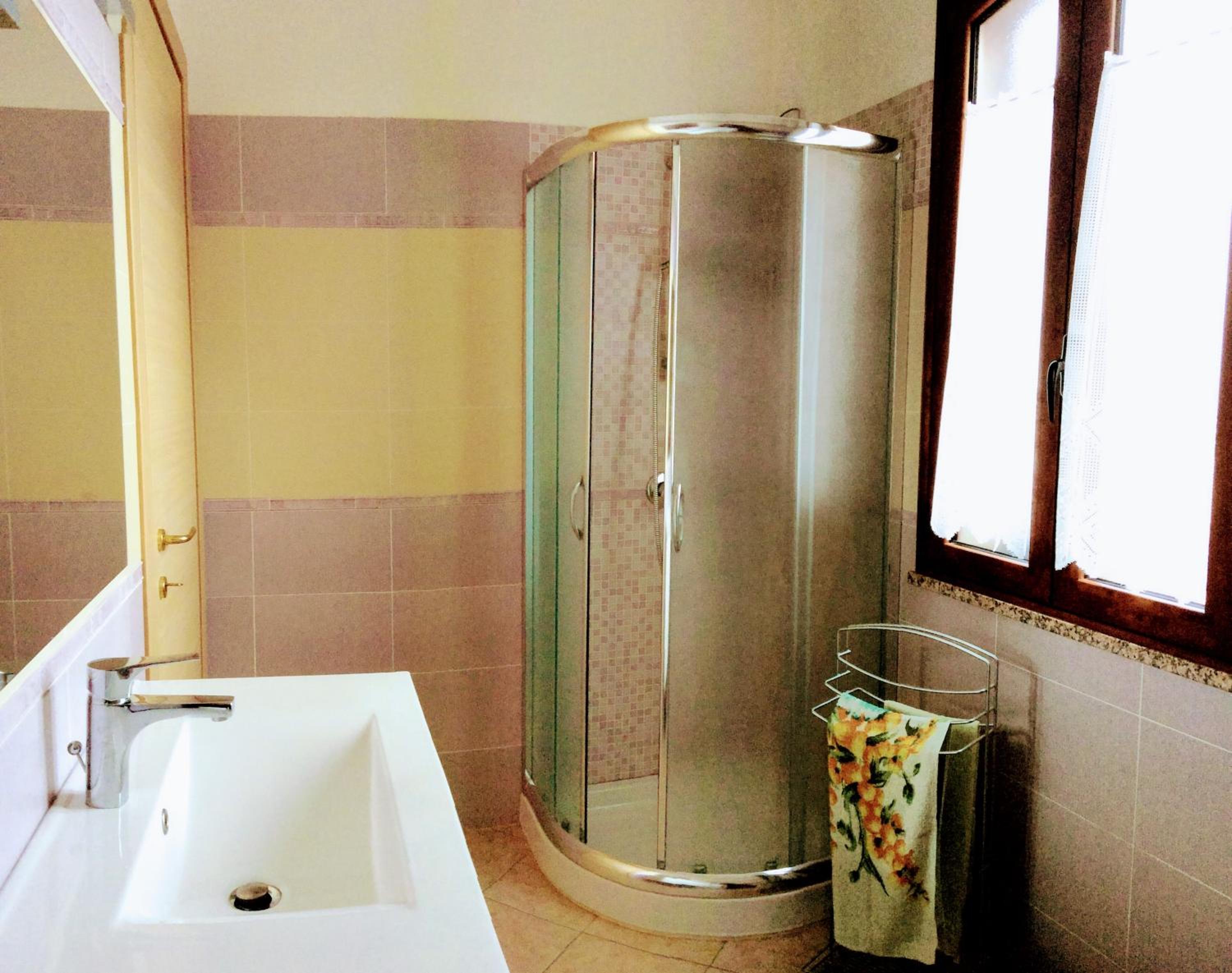One-Bedroom House photo 3
