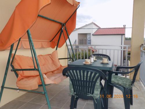 Apartment with Sea View - Photo 27