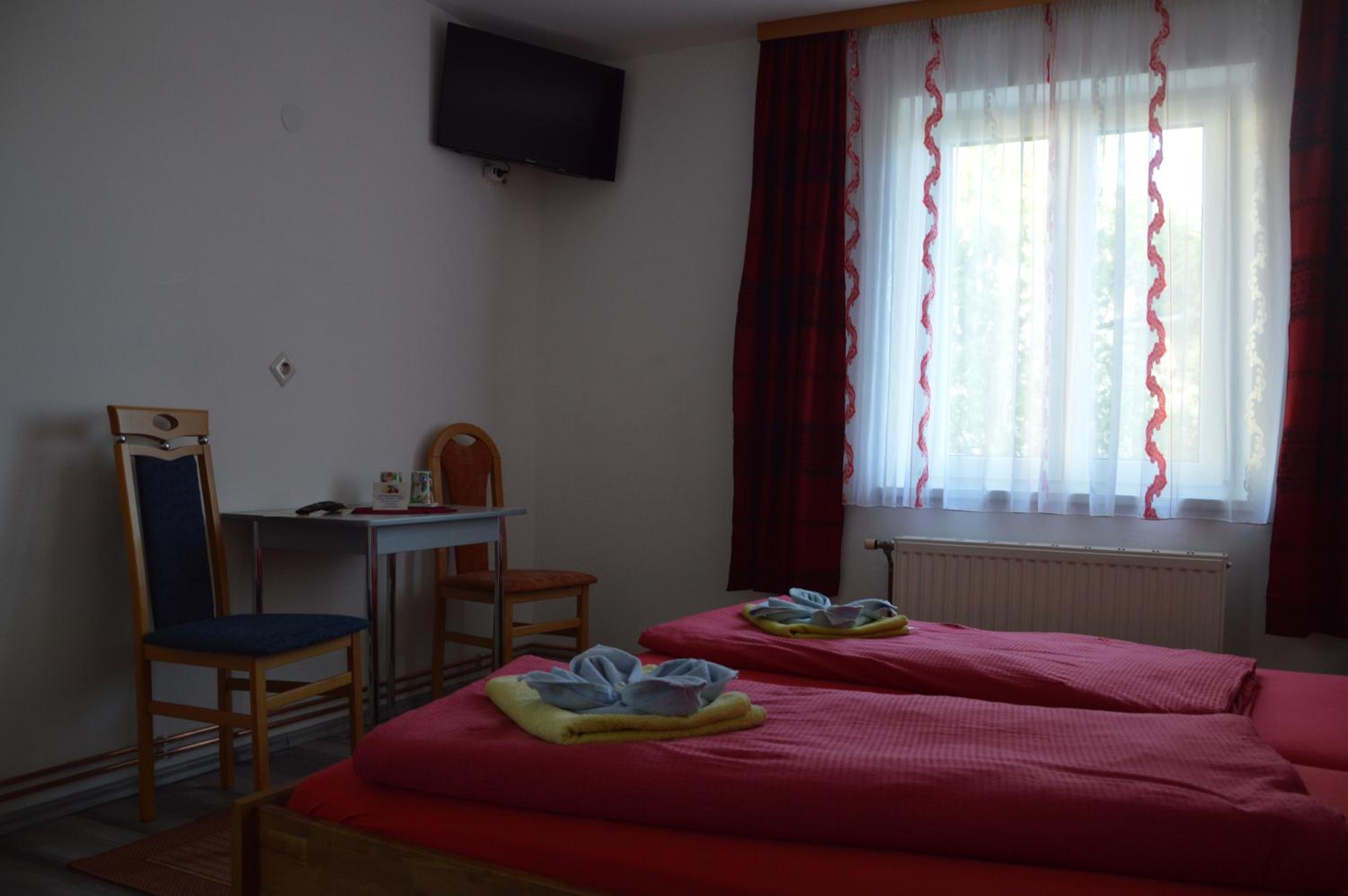 Standard Double Room photo 2