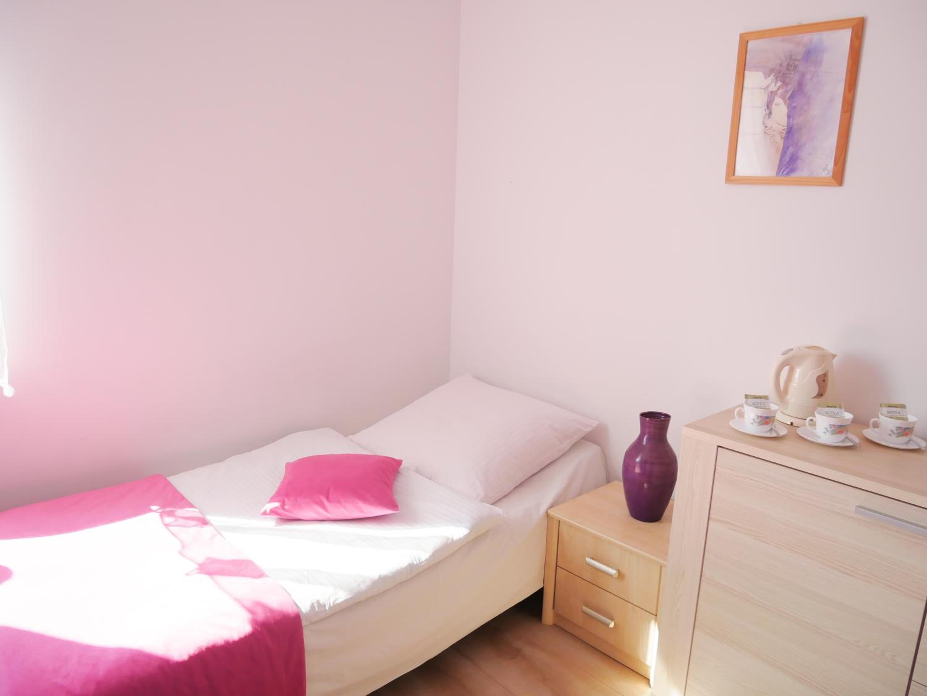 Triple Room with Shower - Photo 3