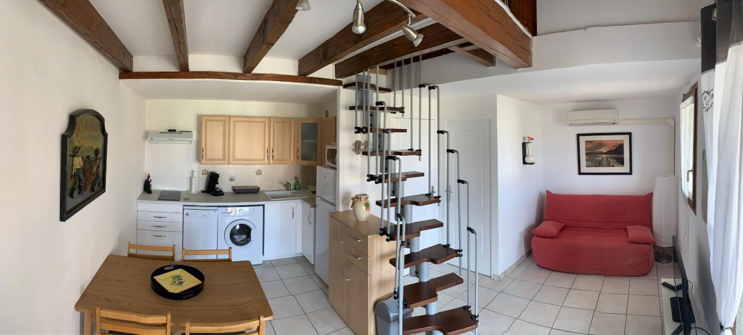 Apartment - Split Level photo 1