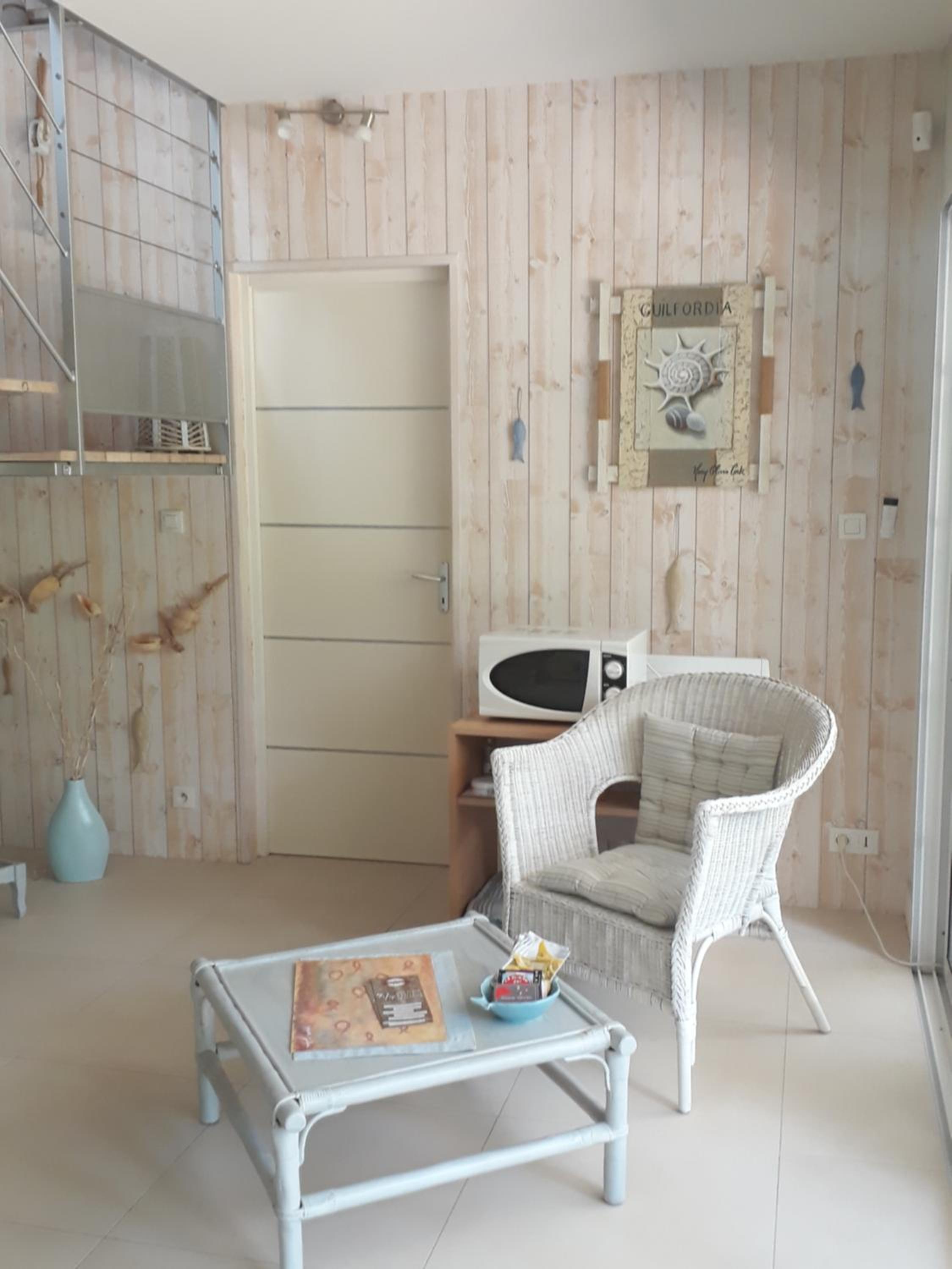 Double Room with Private External Bathroom photo 2