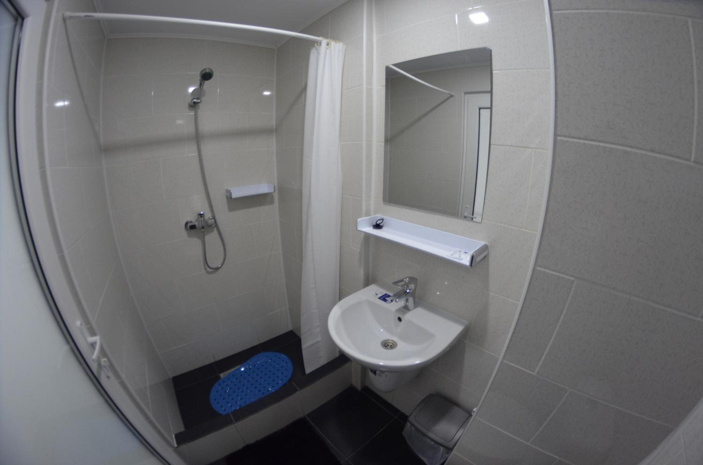 Large Single Room photo 1