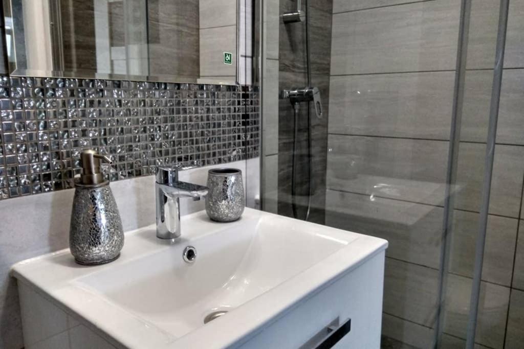 Apartment - Photo 11