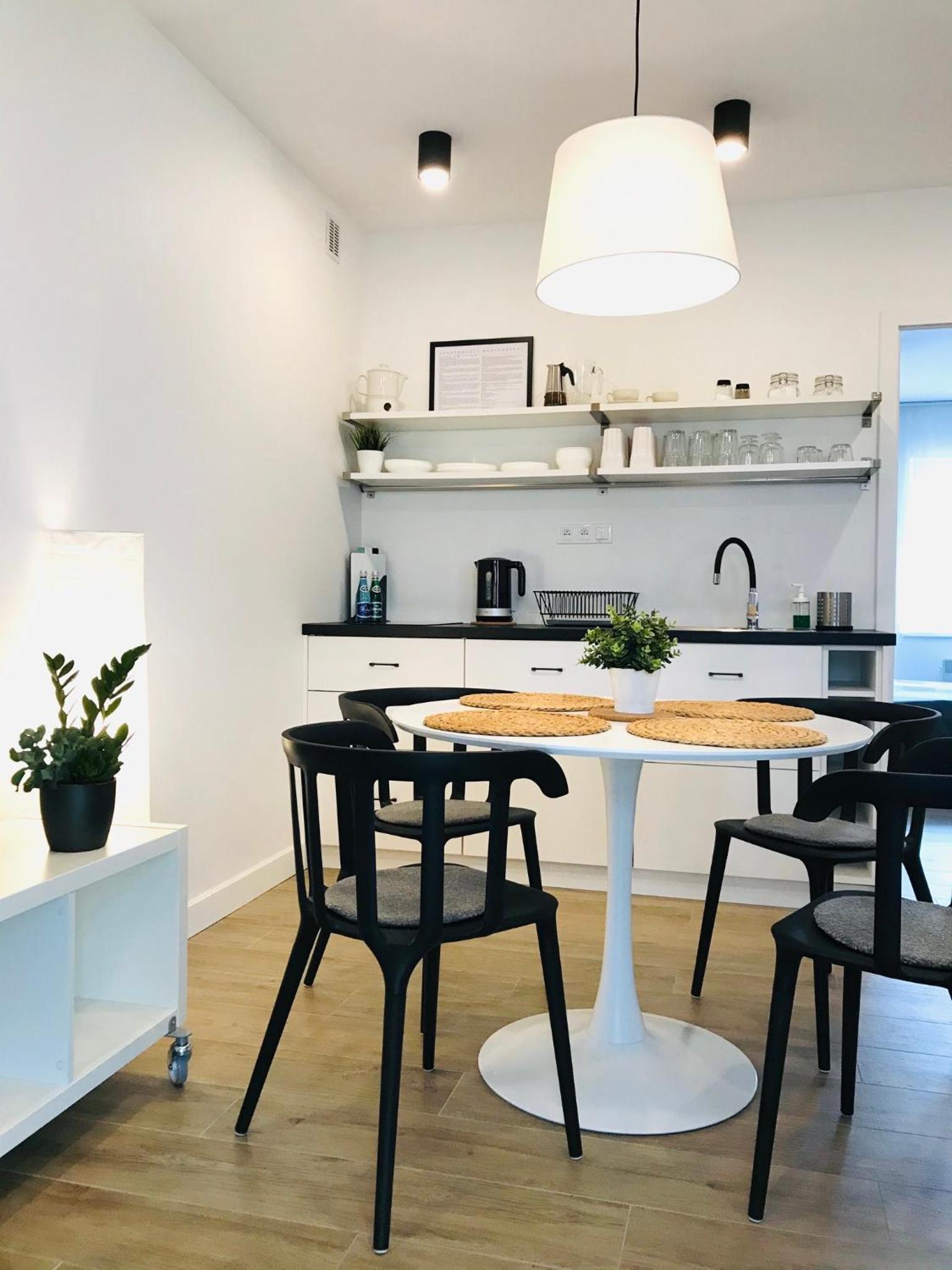 Apartment with Terrace photo 3
