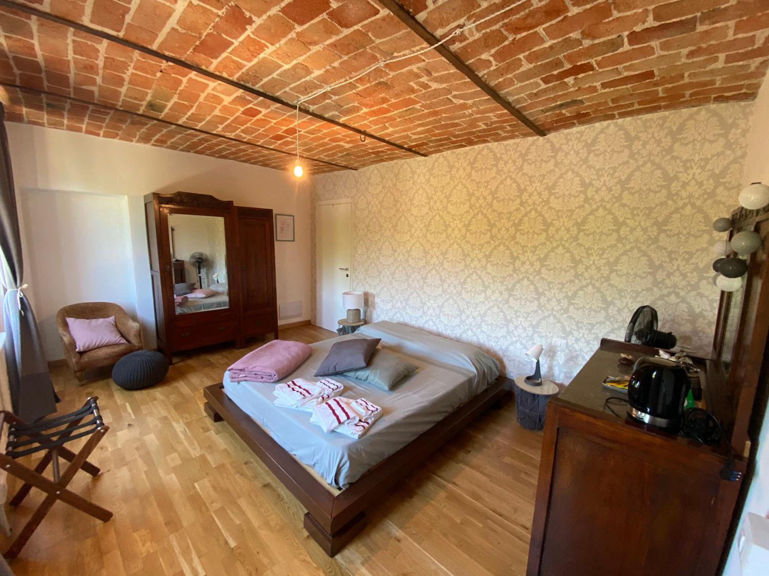 King Room with Garden View photo 3
