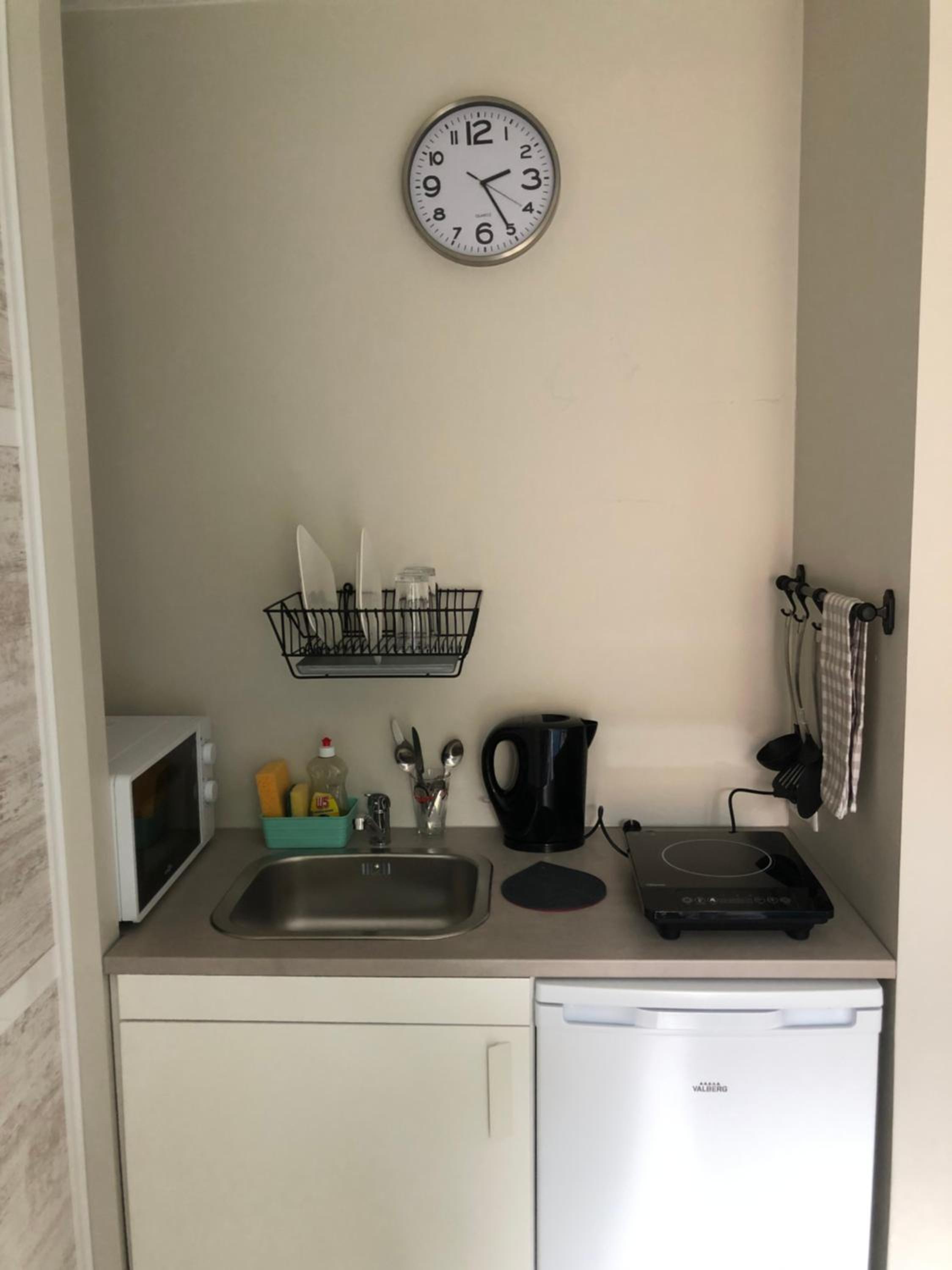 Double Room - Photo 6