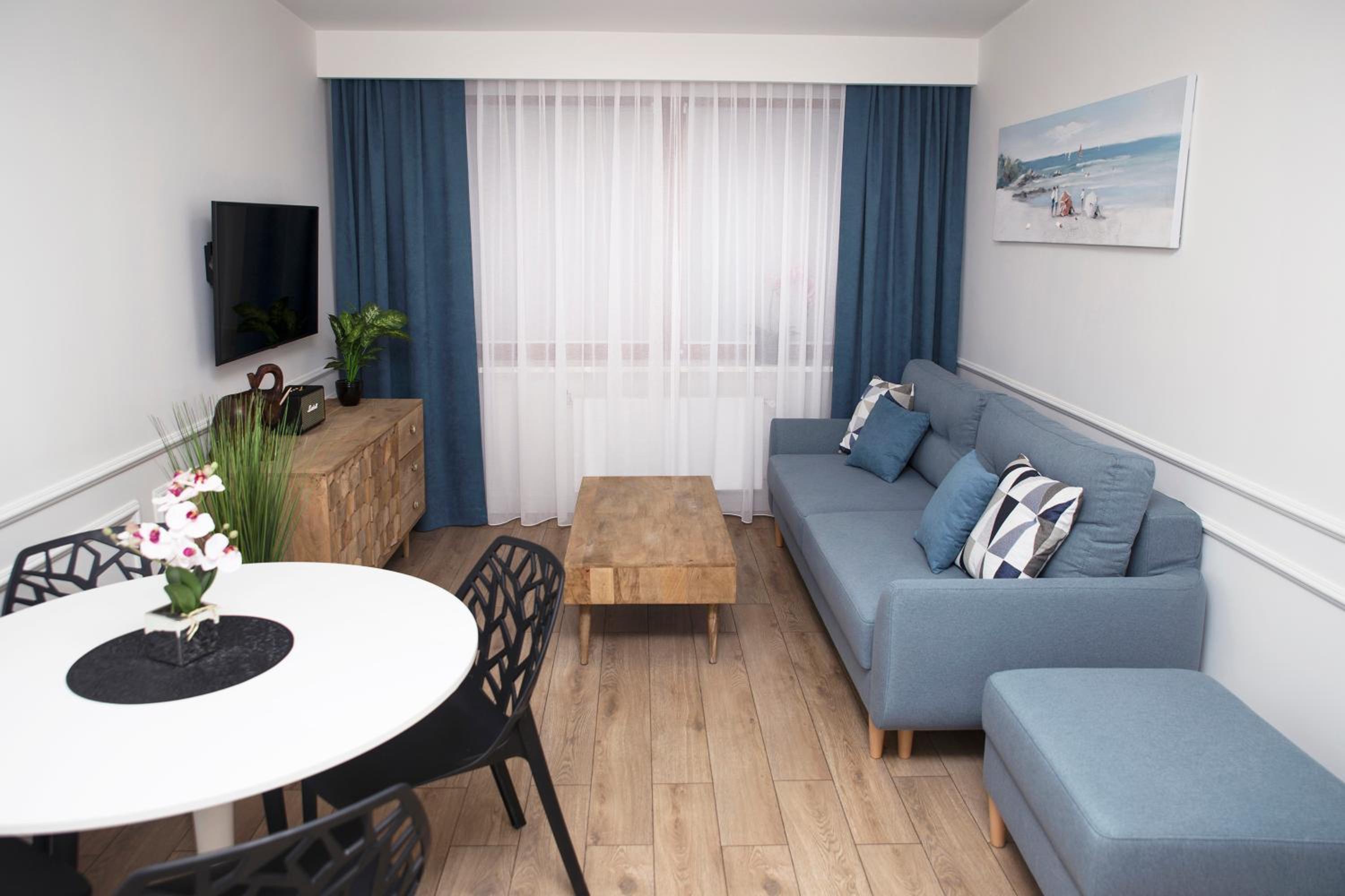 One-Bedroom Apartment photo 1