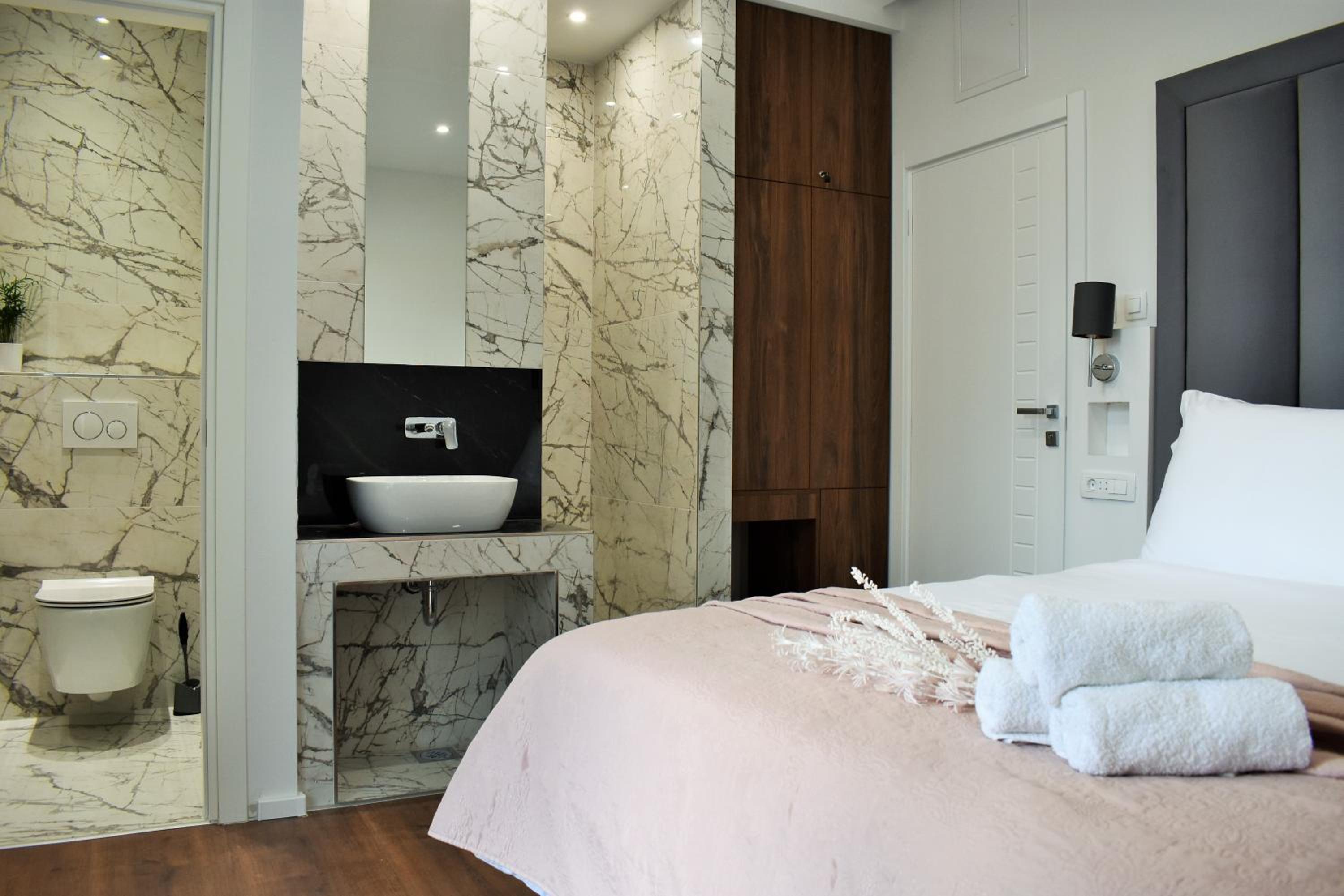 Deluxe Double Room with Balcony