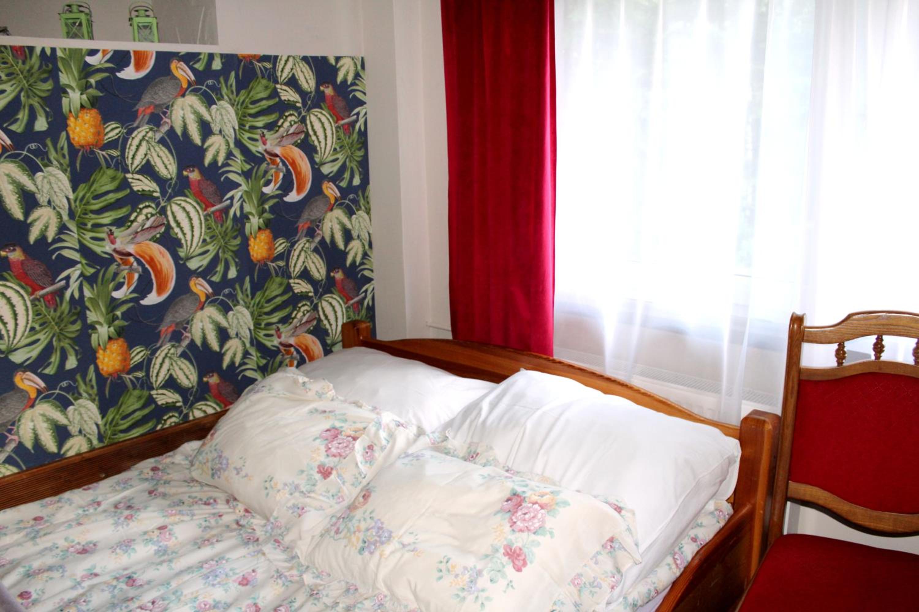 Double Room with Private Bathroom - Photo 2