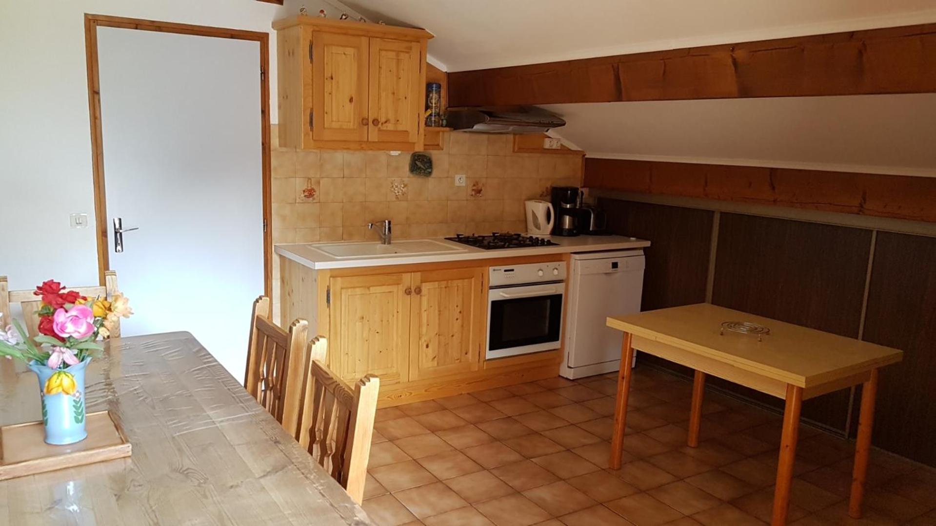 Two-Bedroom Apartment (6 Adults) photo 1