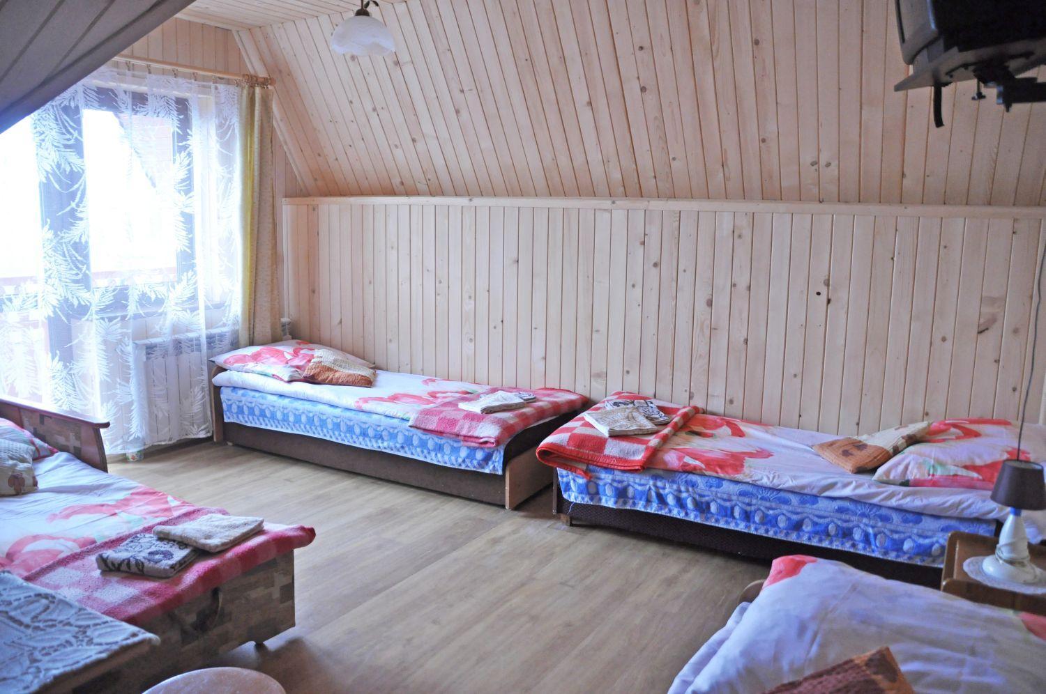 Quadruple Room with Balcony - Photo 1