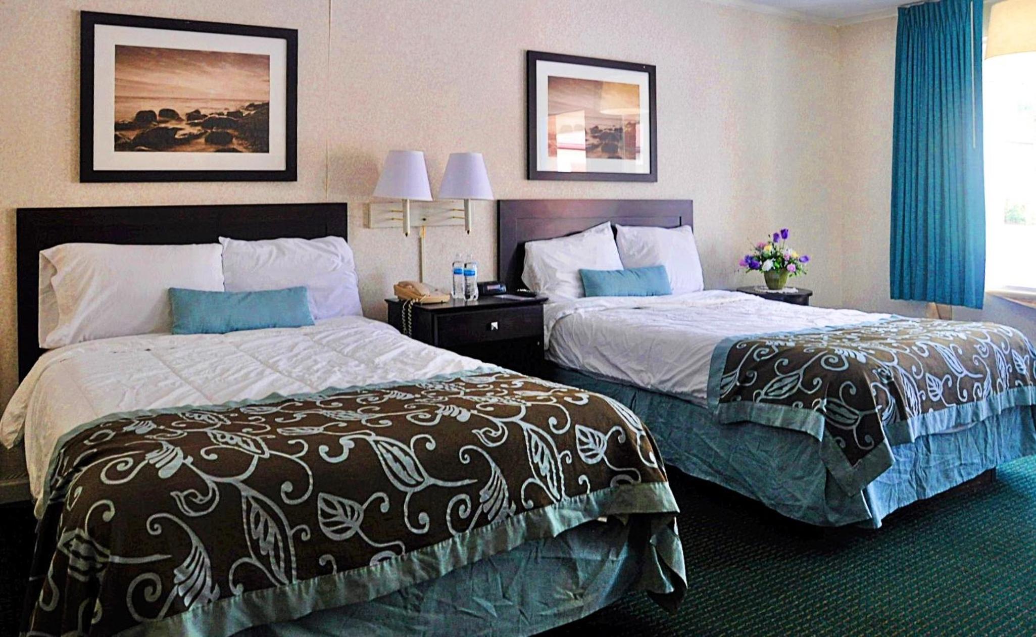 Double Room with Two Double Beds - Smoking