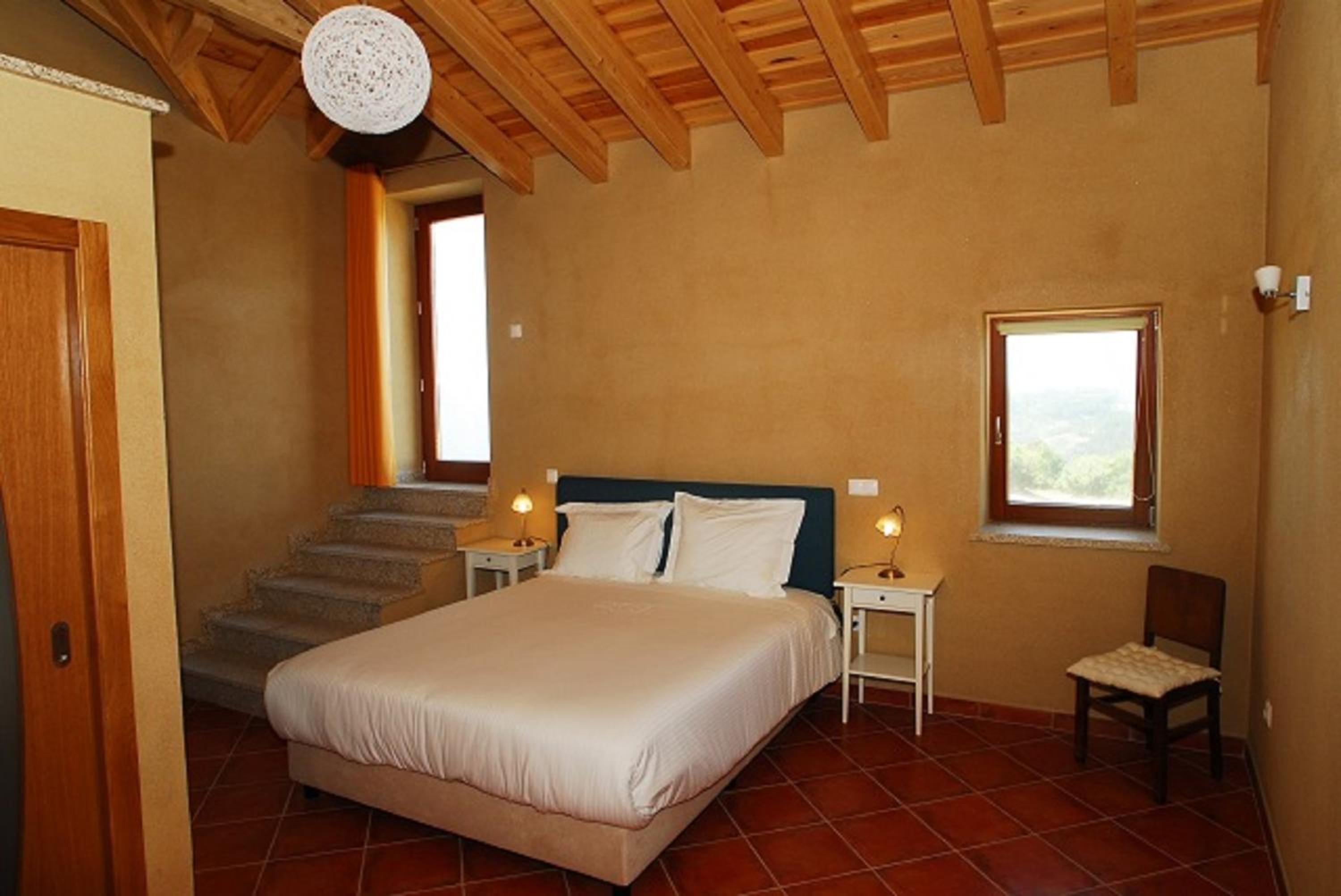 Family Two-Bedroom Suite - Photo 11
