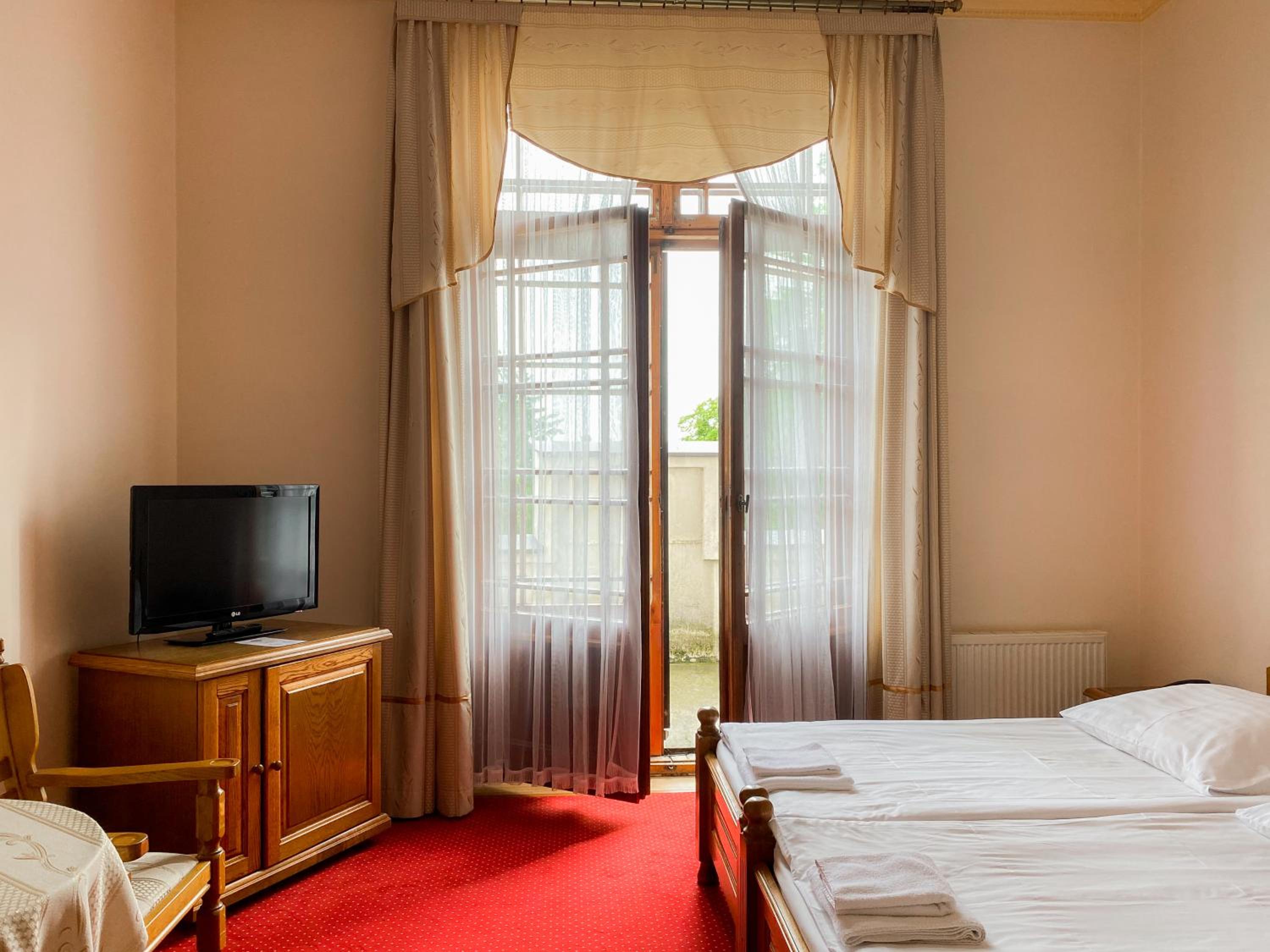 Double Room with Balcony photo 2