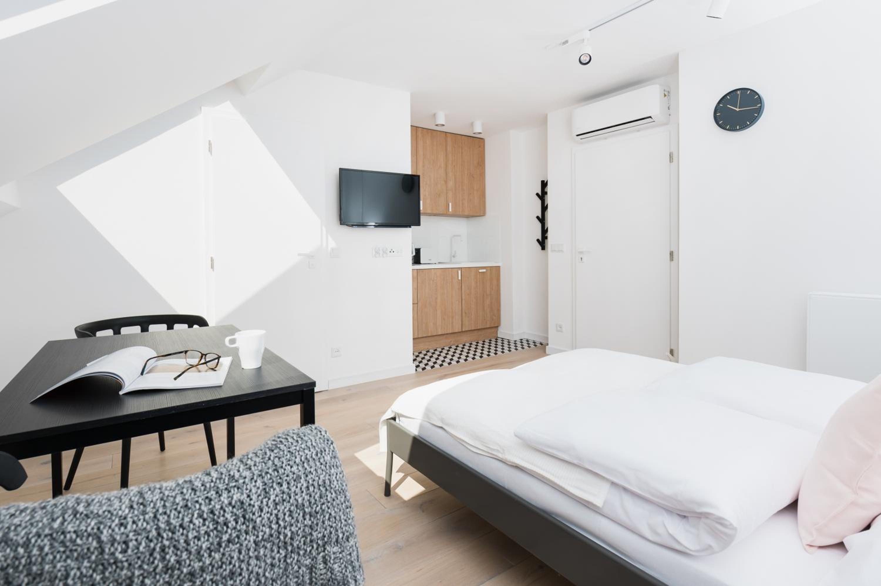 Studio Apartment