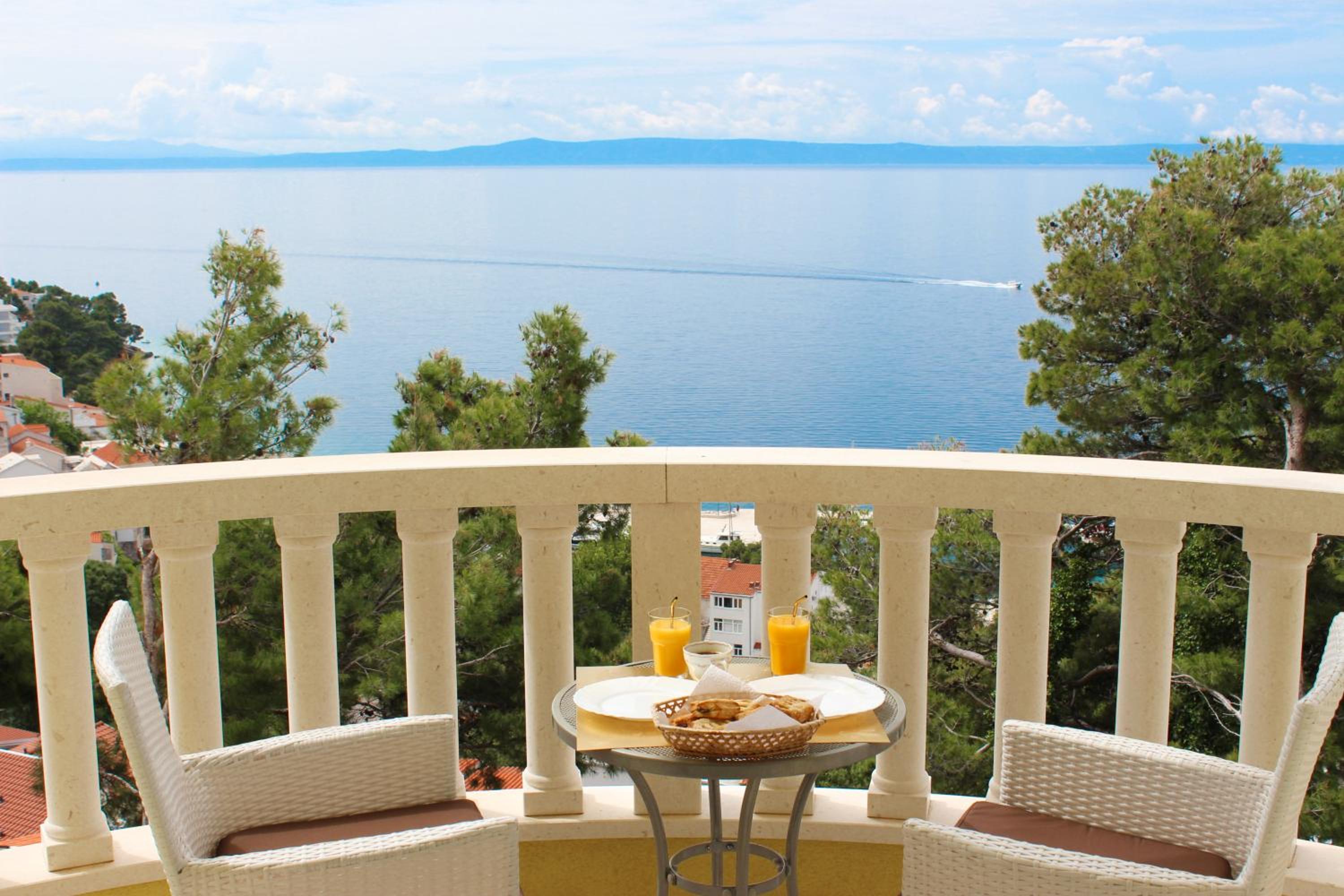 Apartment with Sea View photo 2