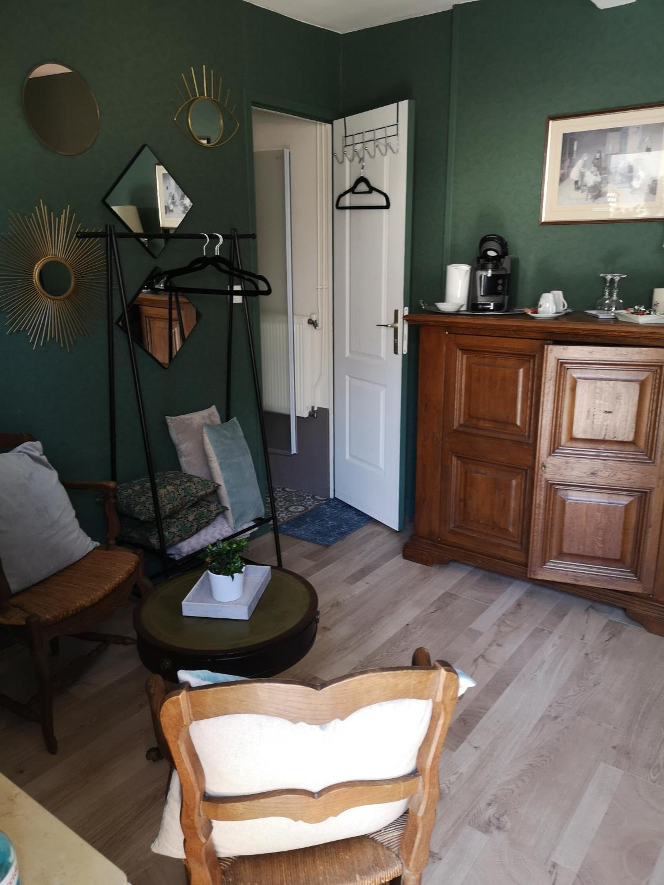 Deluxe Double Room - Photo 5