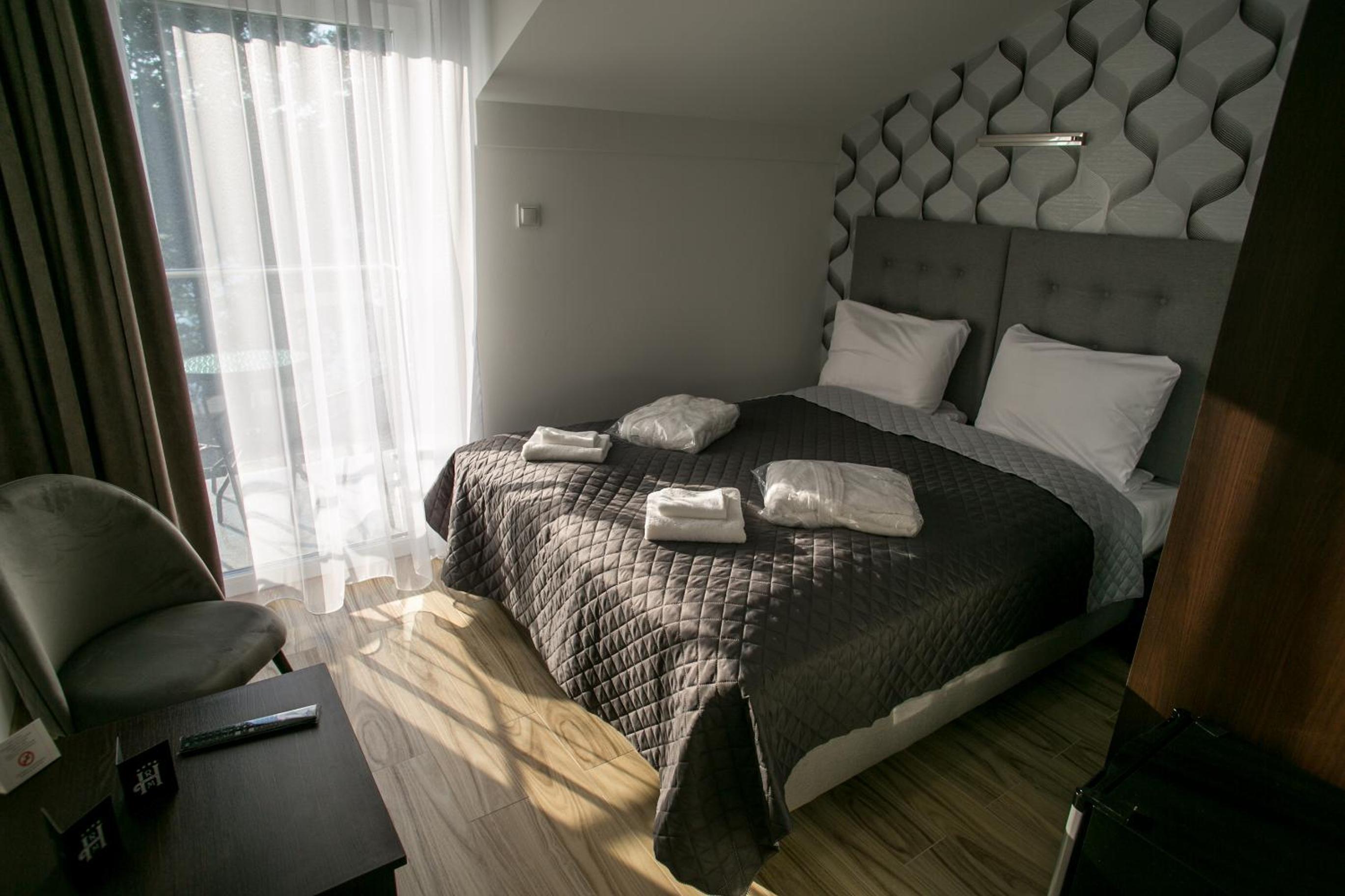 Double Room with Balcony photo 2