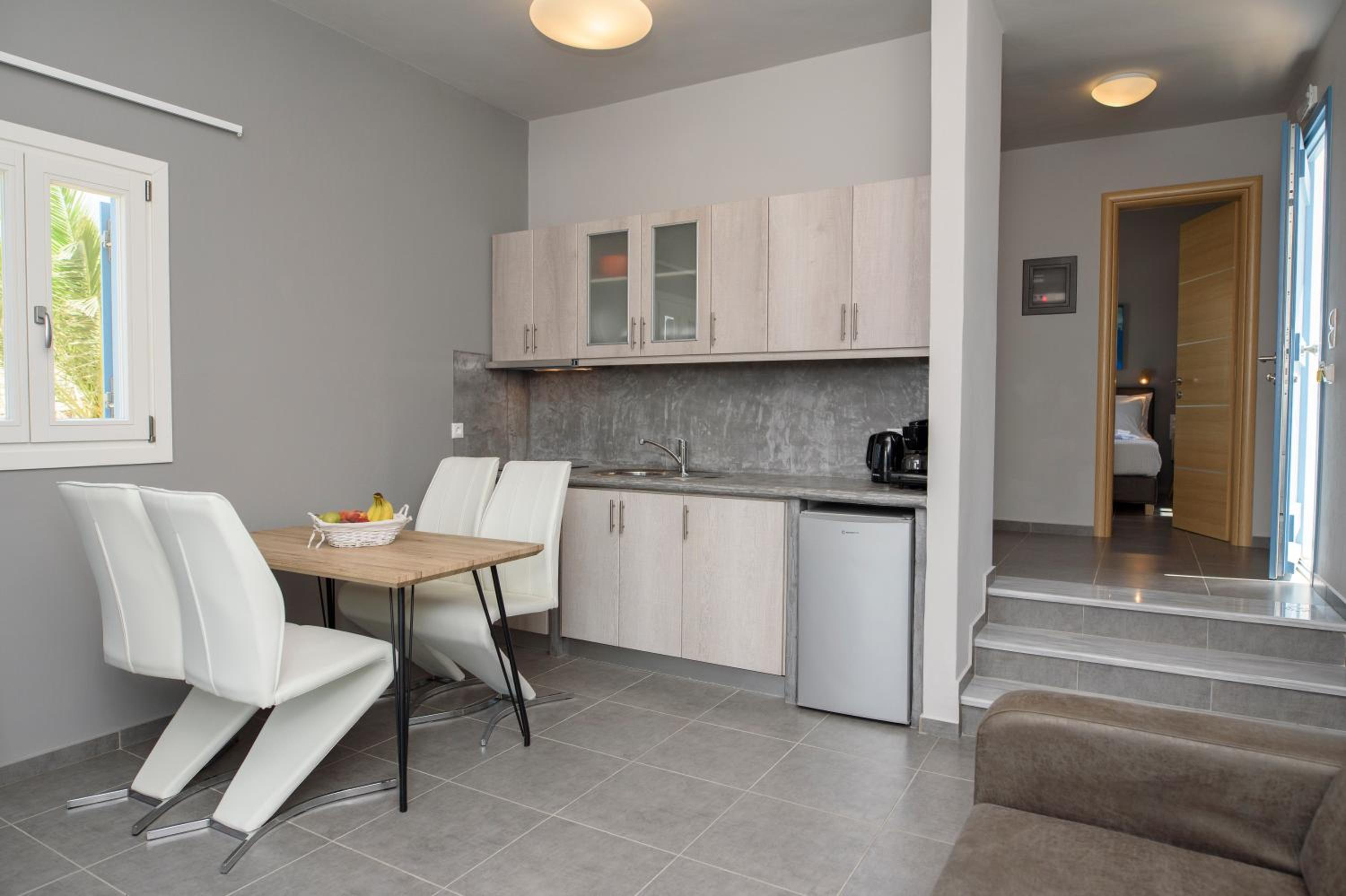 Apartment photo 2