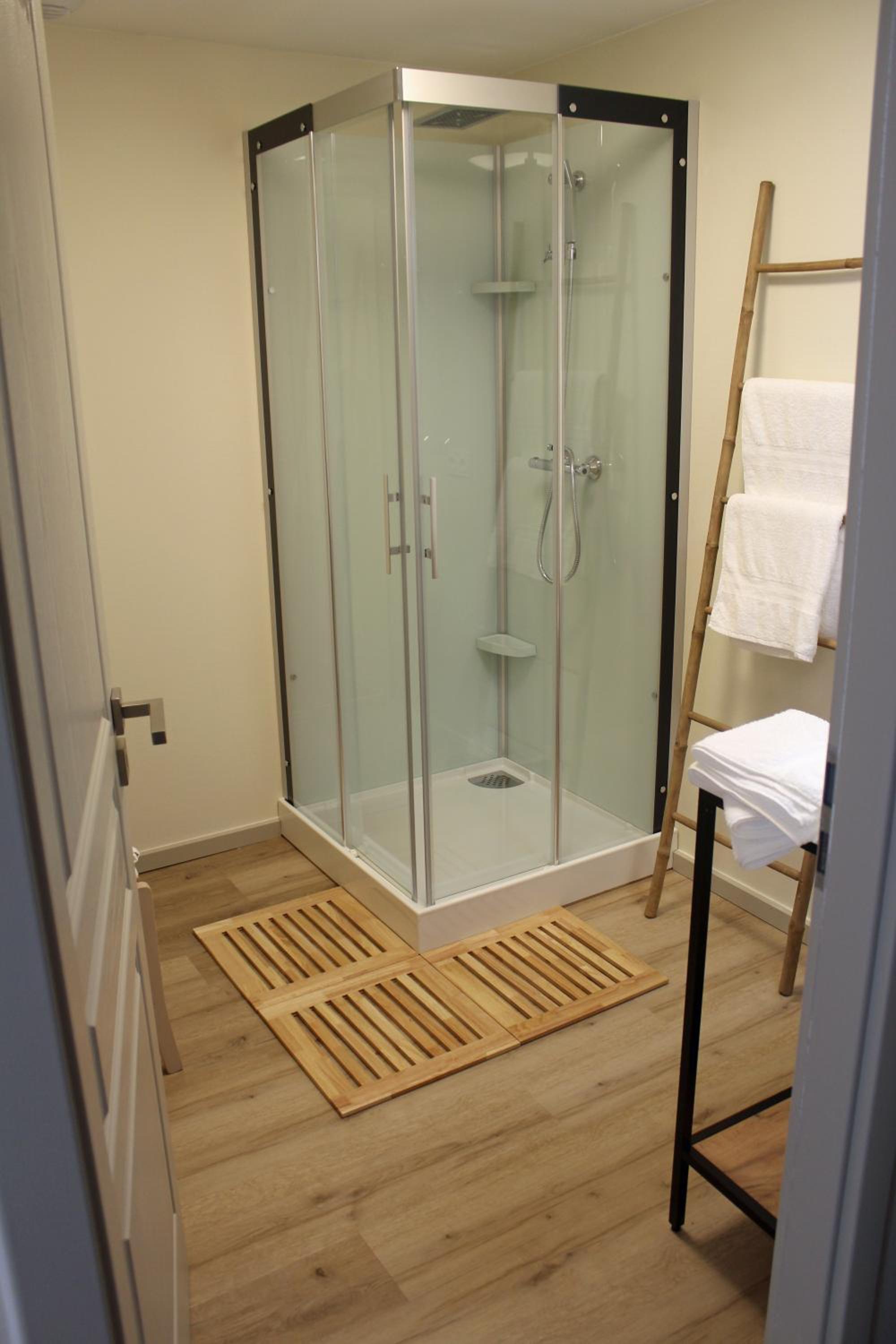 Superior Triple Room - Photo 7
