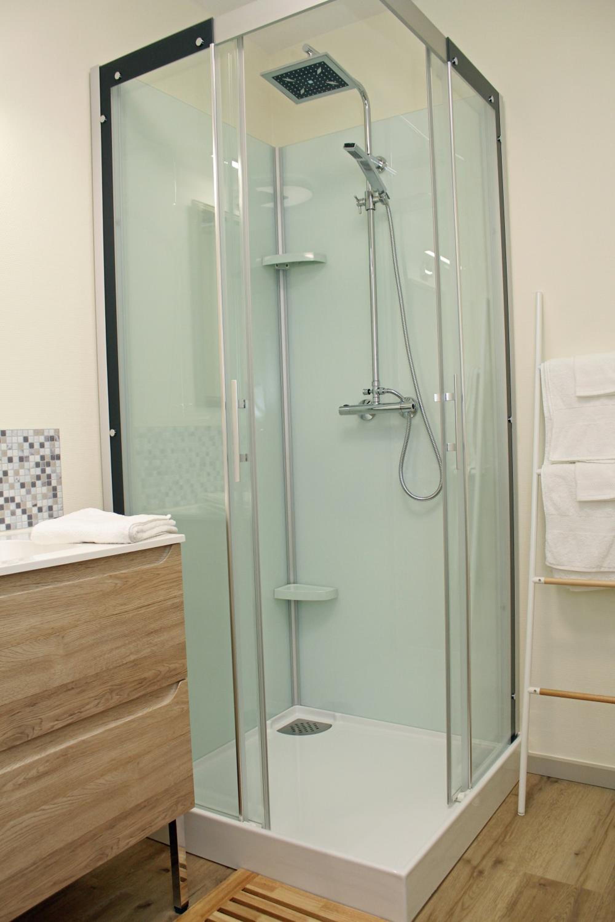 Deluxe Triple Room - Photo 2