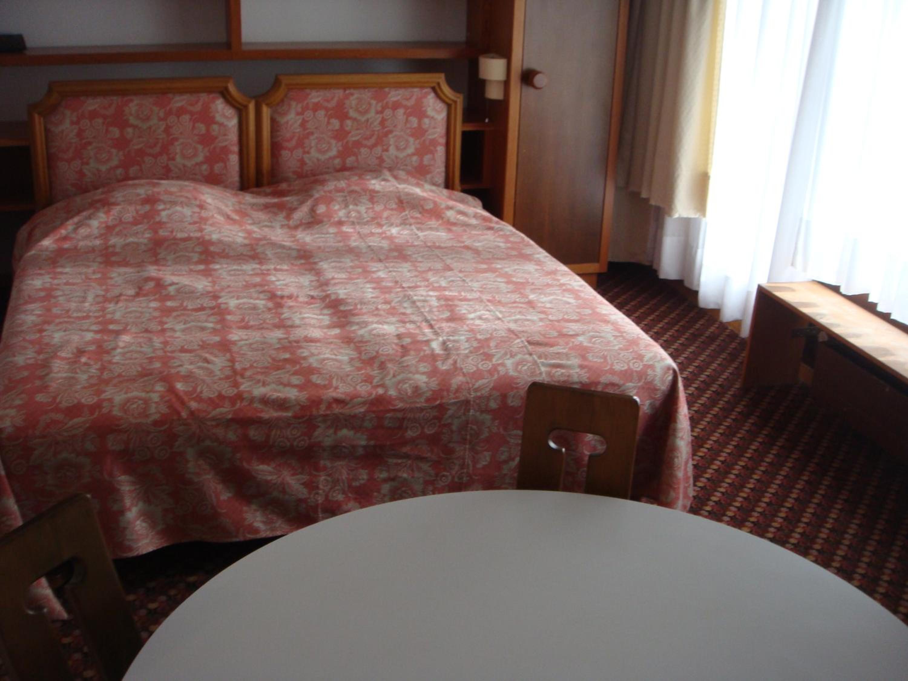 Standard One-Bedroom Apartment with Balcony