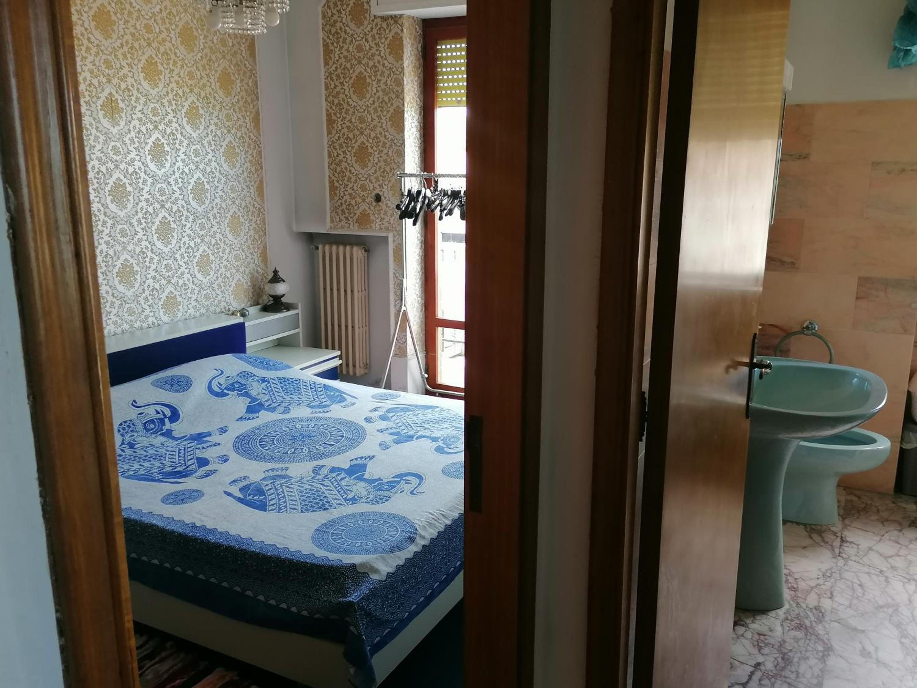 Double Room with Shared Bathroom photo 3