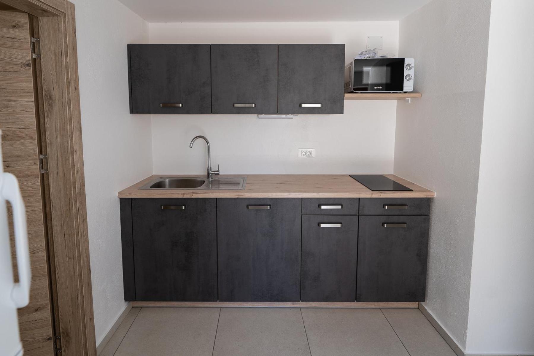 Economy One-Bedroom Apartment - Ground Floor