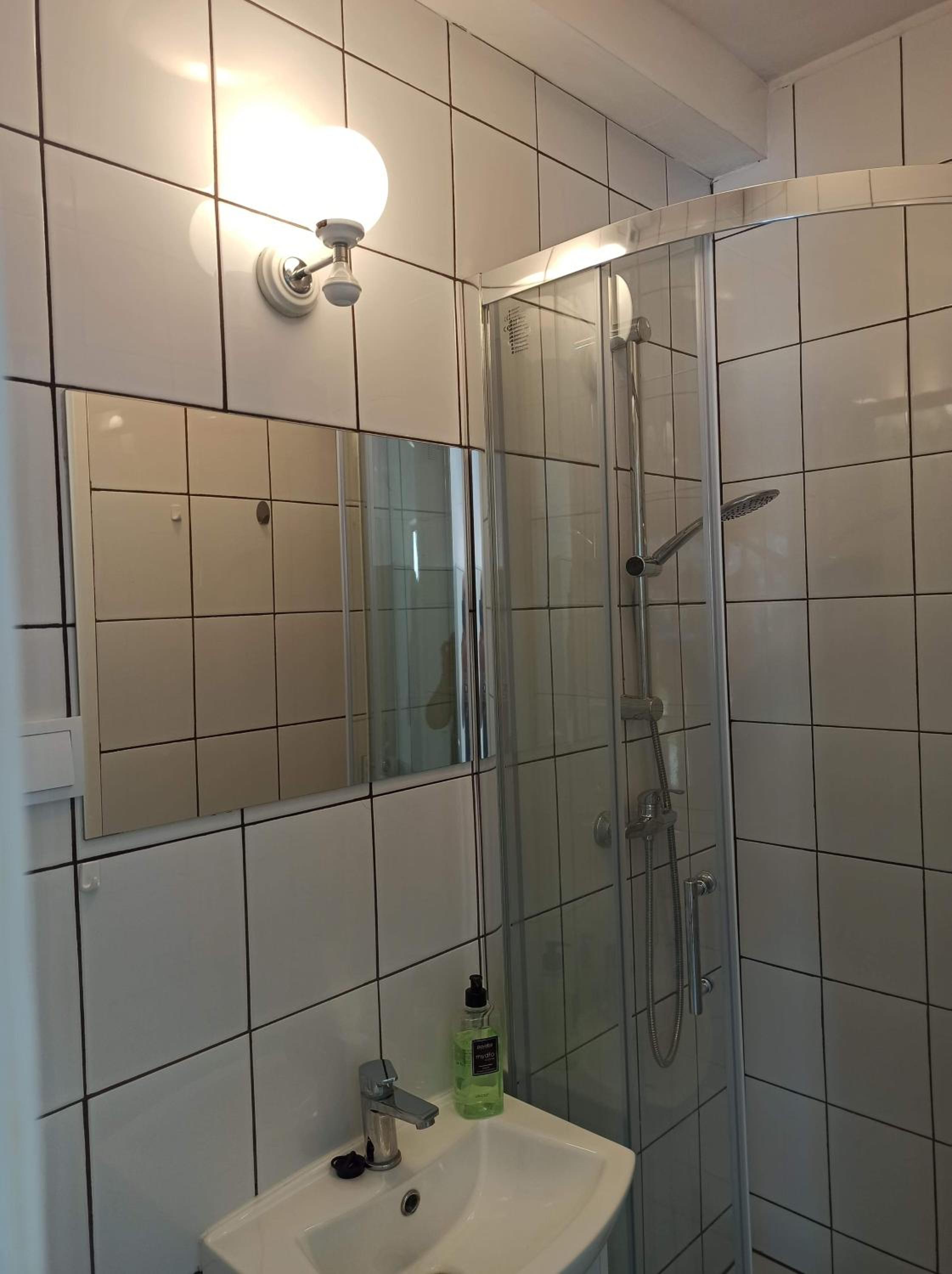 Double Room with Private Bathroom photo 2
