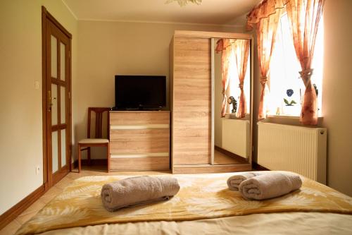 Three-Bedroom House photo 1