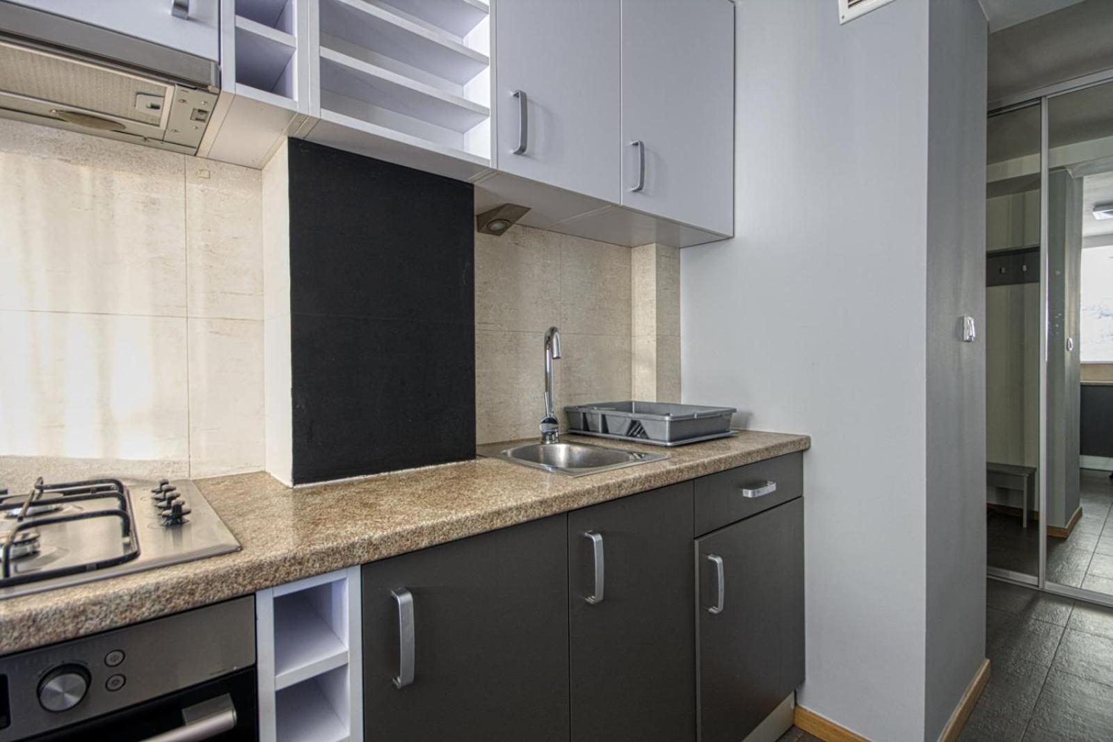 Studio Apartment - Photo 6