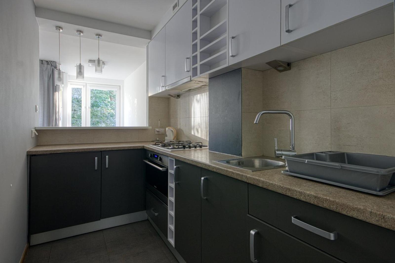 Studio Apartment - Photo 15