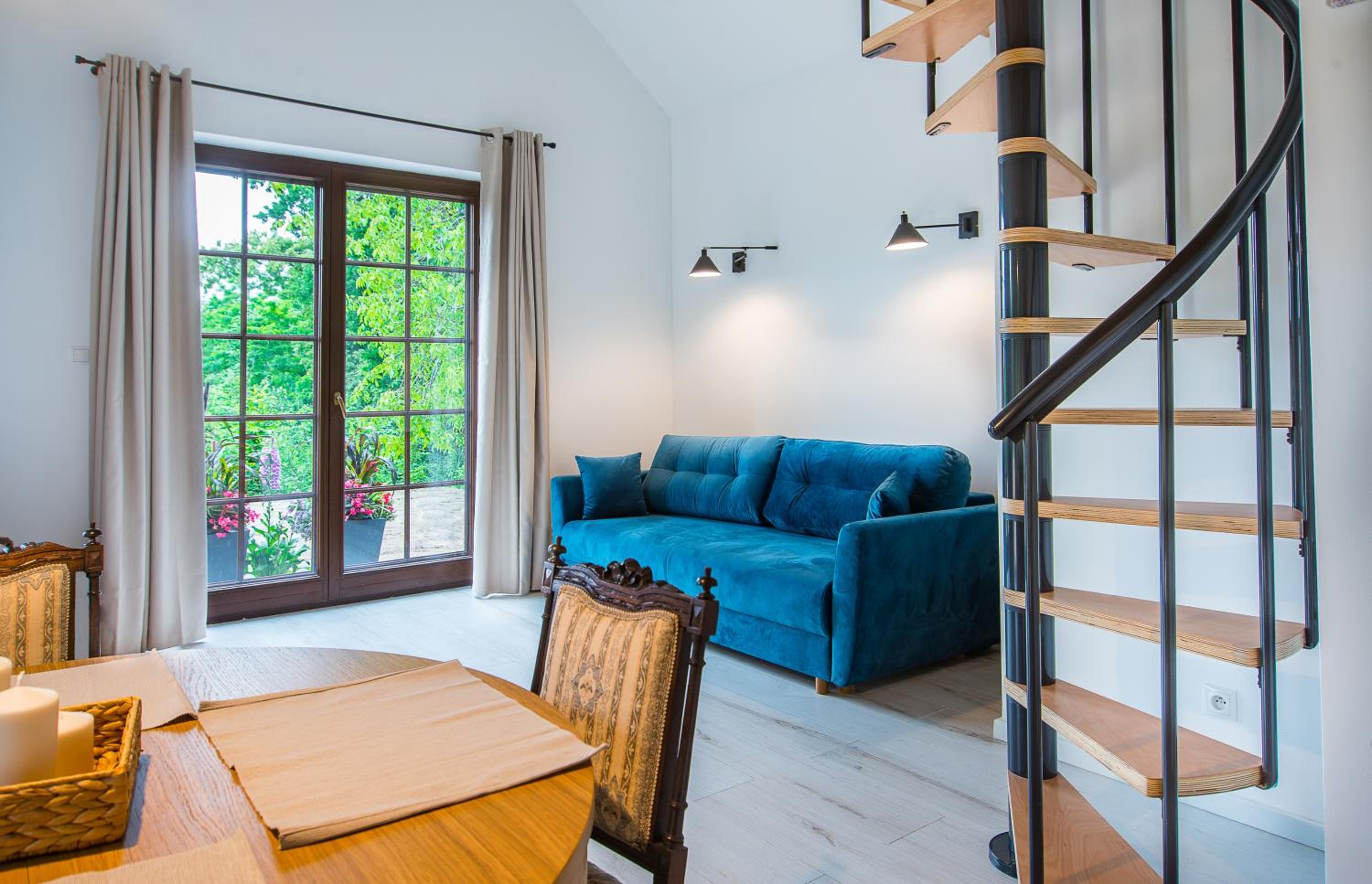 One-Bedroom House photo 2