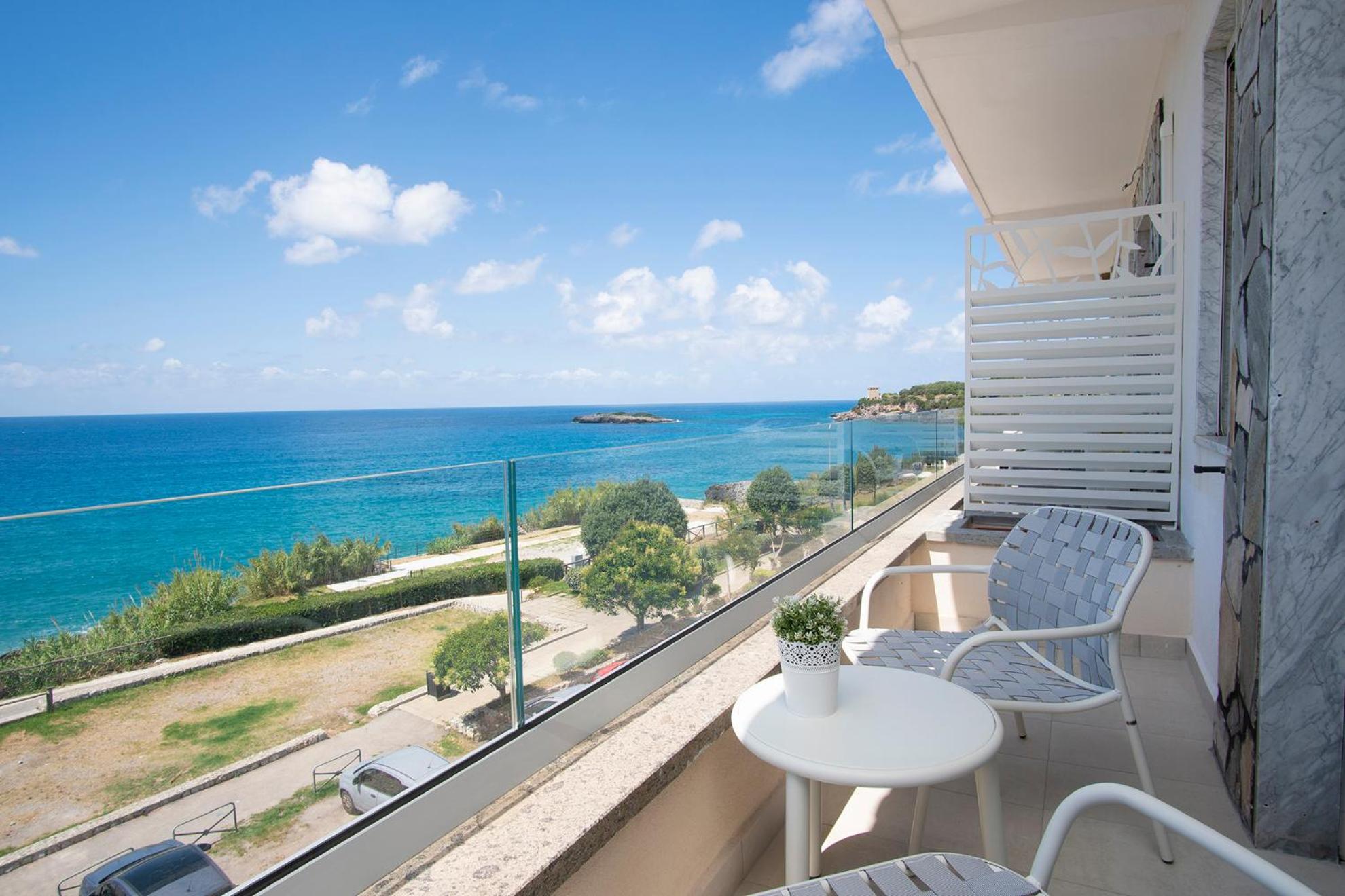 Room with Direct Sea View photo 2