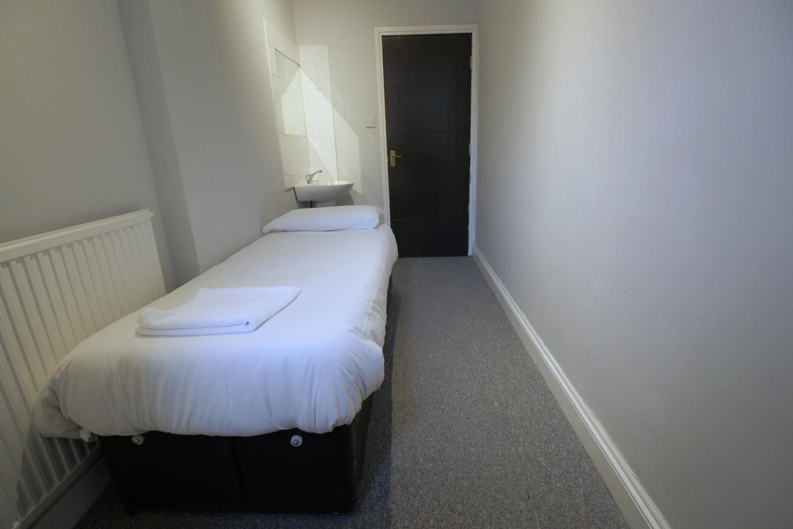 Single Room with Shower
