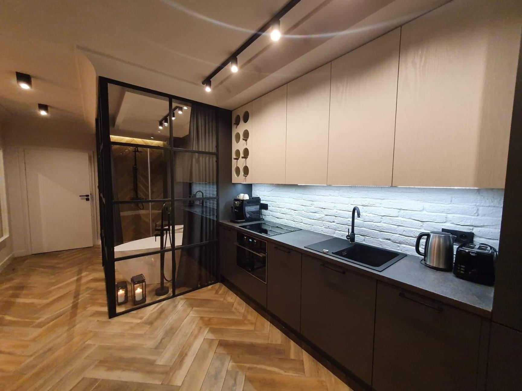 Apartment (2 Adults) with Free Parking