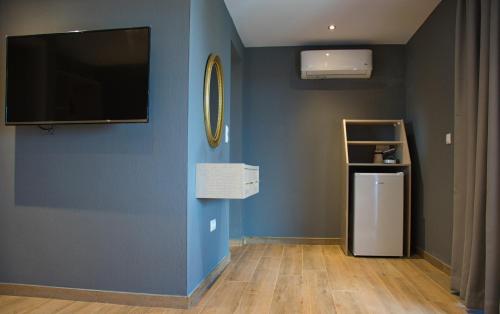 Deluxe Triple Room with Sea View